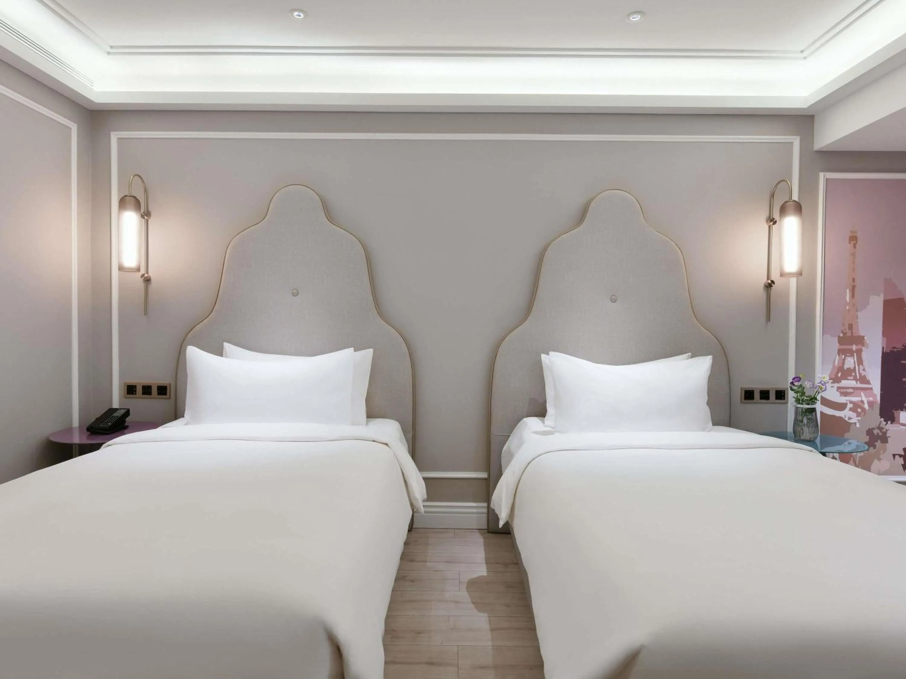 Bedroom, Bed in Mercure Xiamen Zhongshan Road Pedestrian Street Seaview