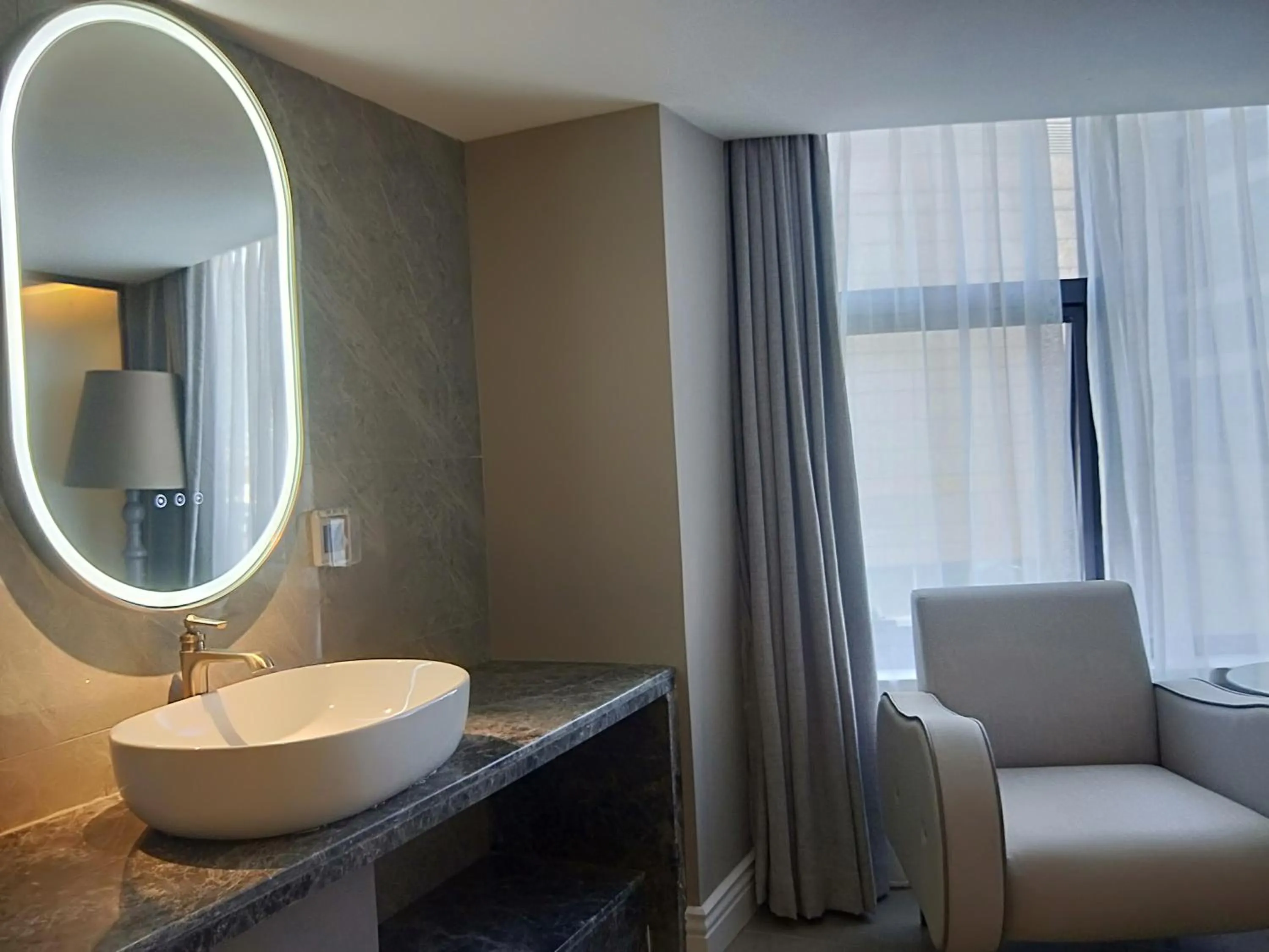 Bathroom in Mercure Xiamen Zhongshan Road Pedestrian Street Seaview