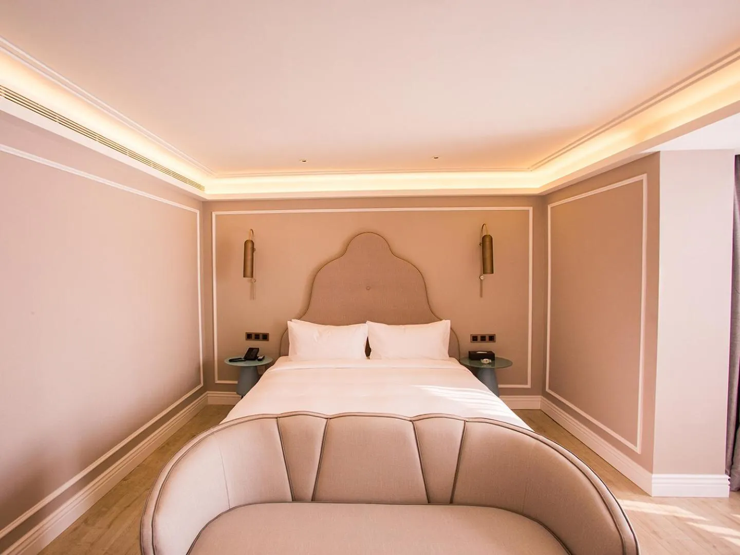 Photo of the whole room, Bed in Mercure Xiamen Zhongshan Road Pedestrian Street Seaview