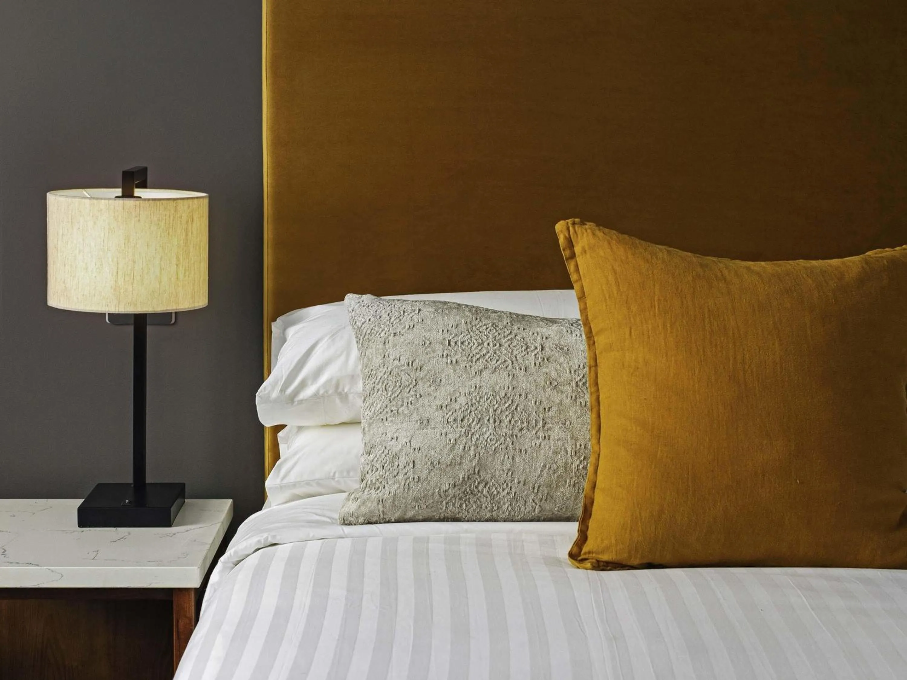 Bedroom, Bed in Mantra Traralgon