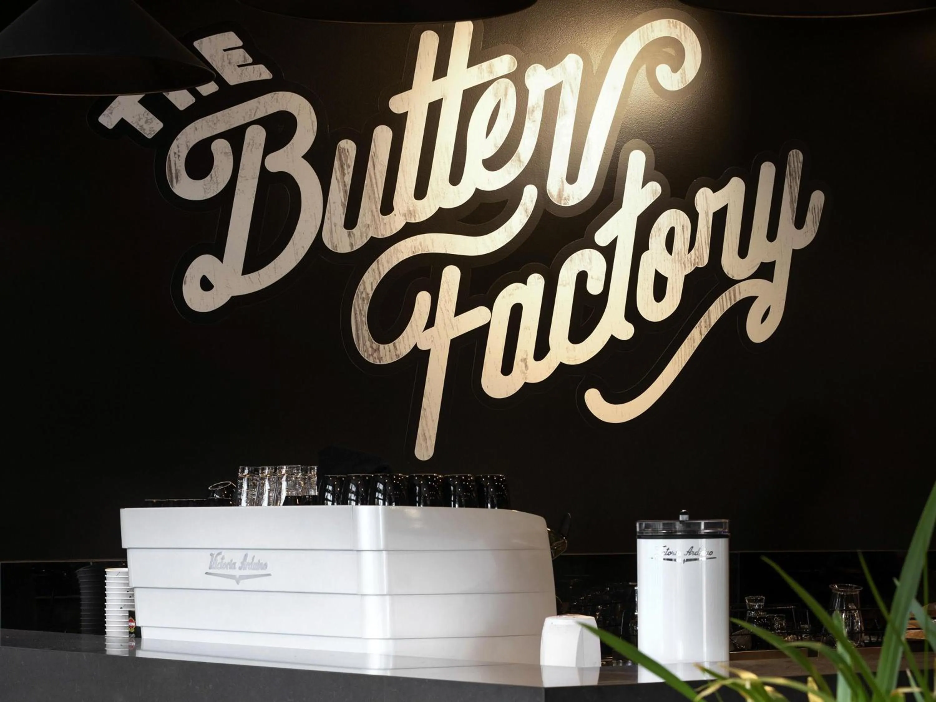 Lounge or bar in Mantra Traralgon