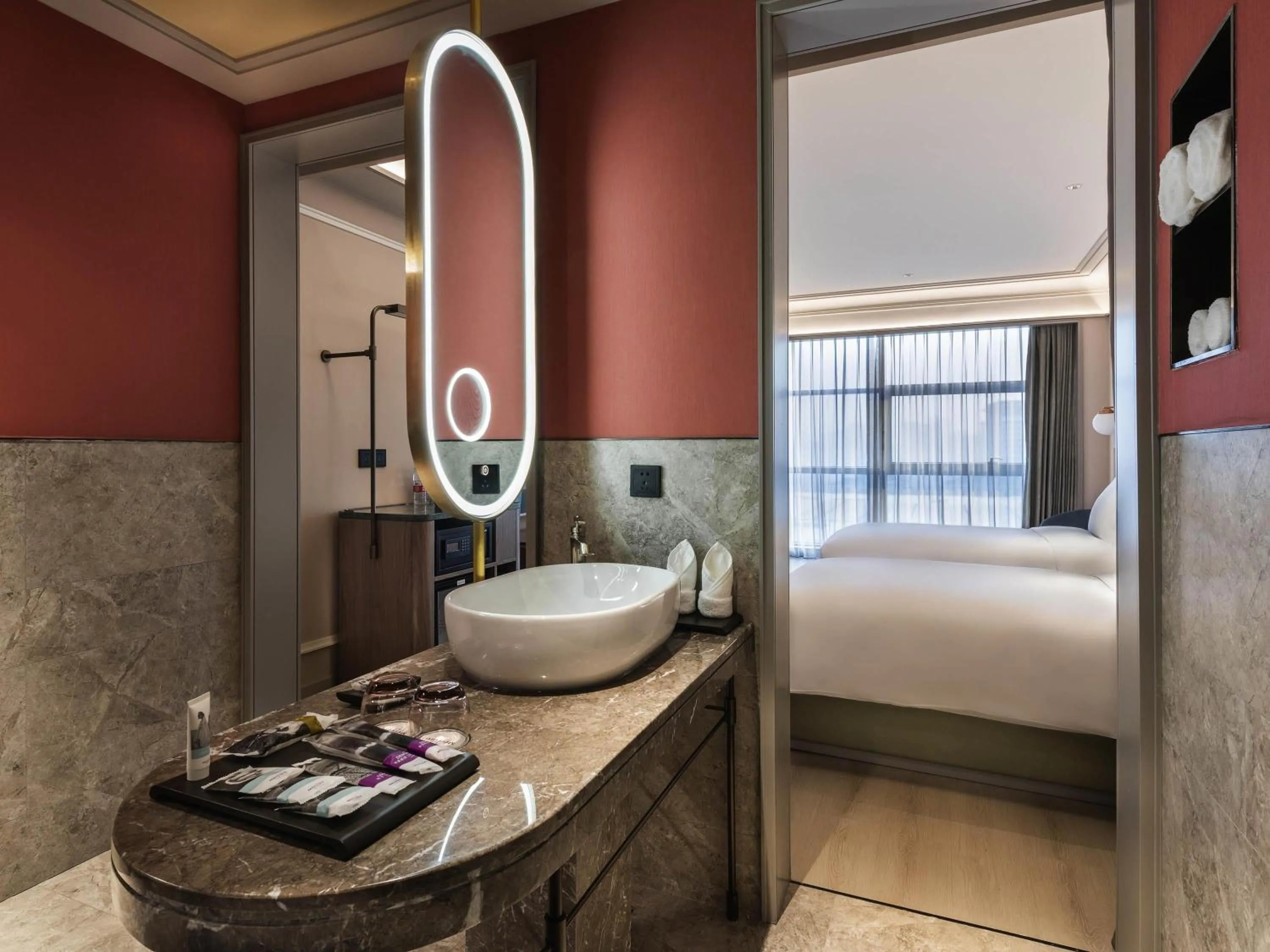 Deluxe Twin Room in Mercure Beijing Zhongguancun