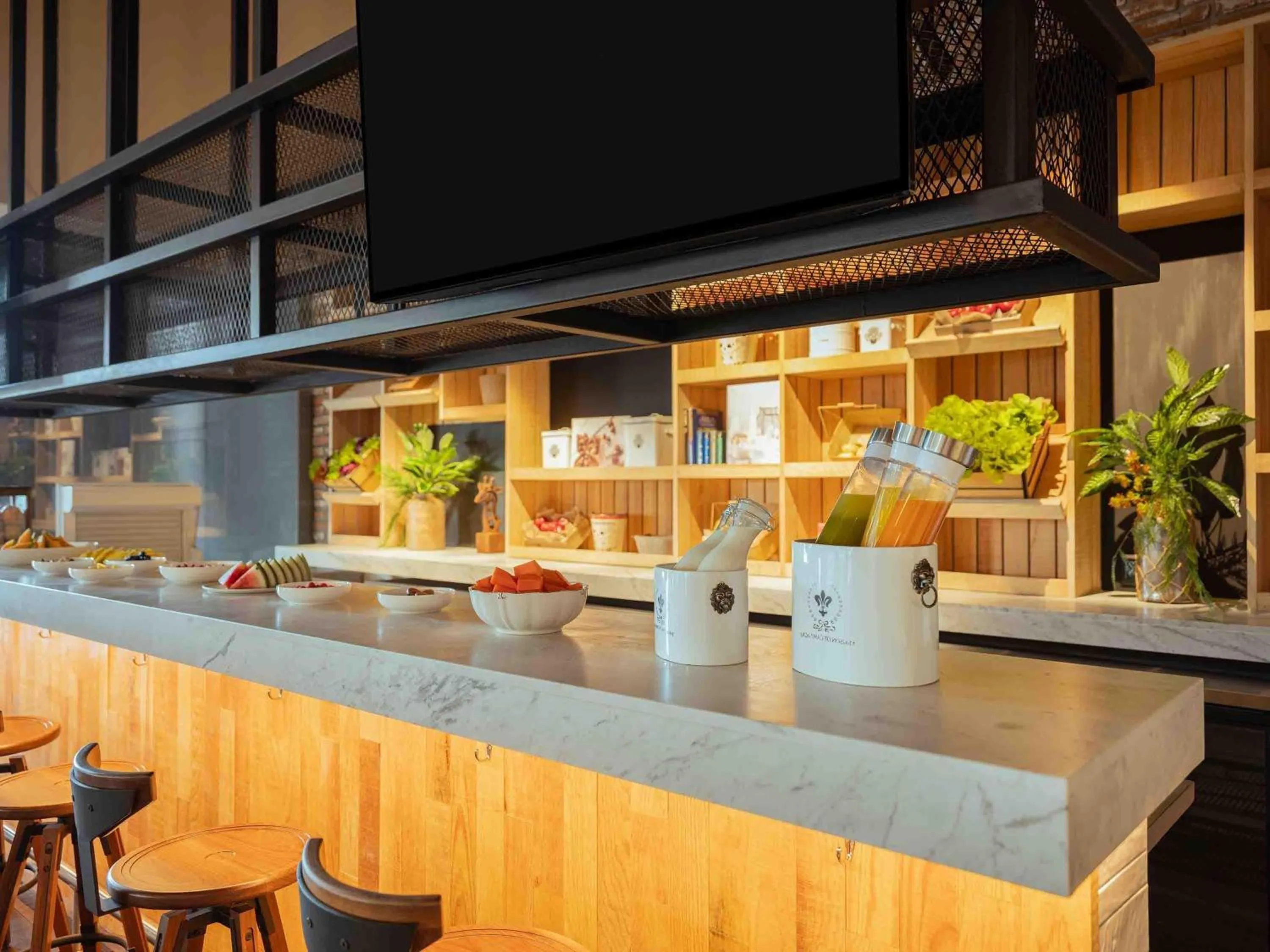 Restaurant/places to eat in Novotel Mexico City Toreo