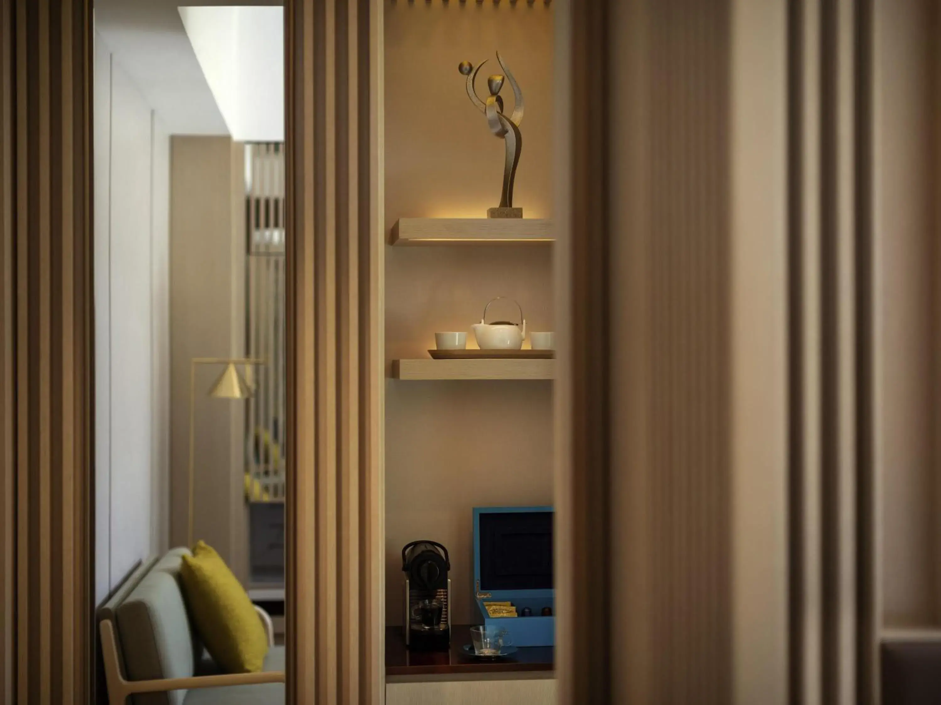 Classic Room - 1 Queen Size Bed, Urban Oasis view in The Silveri Hotel Hong Kong - MGallery Collection Classic Room - 1 Queen Size Bed, Urban Oasis view in The Silveri Hotel Hong Kong - MGallery Collection