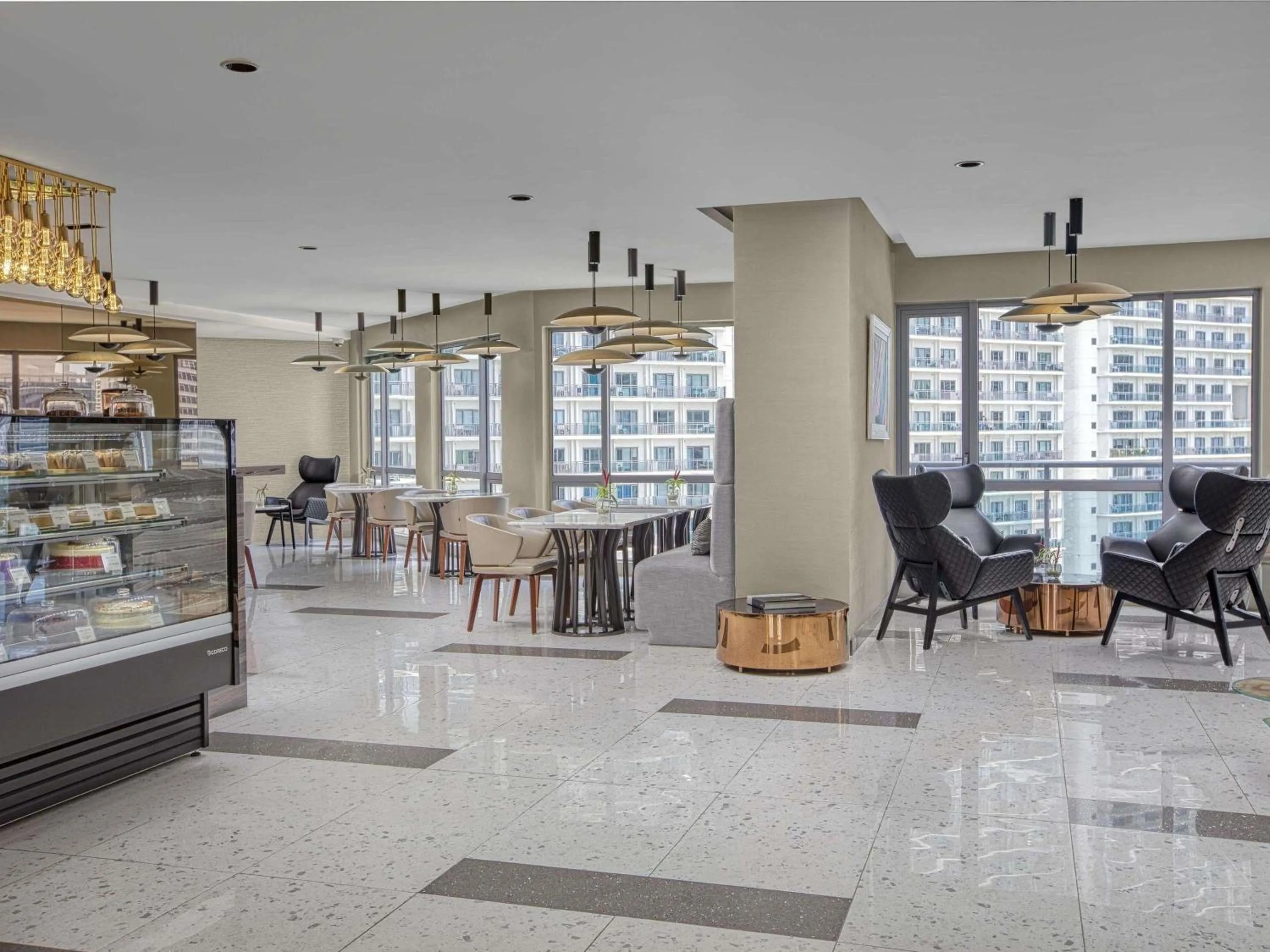 Restaurant/places to eat in Novotel Suites Manila at Acqua