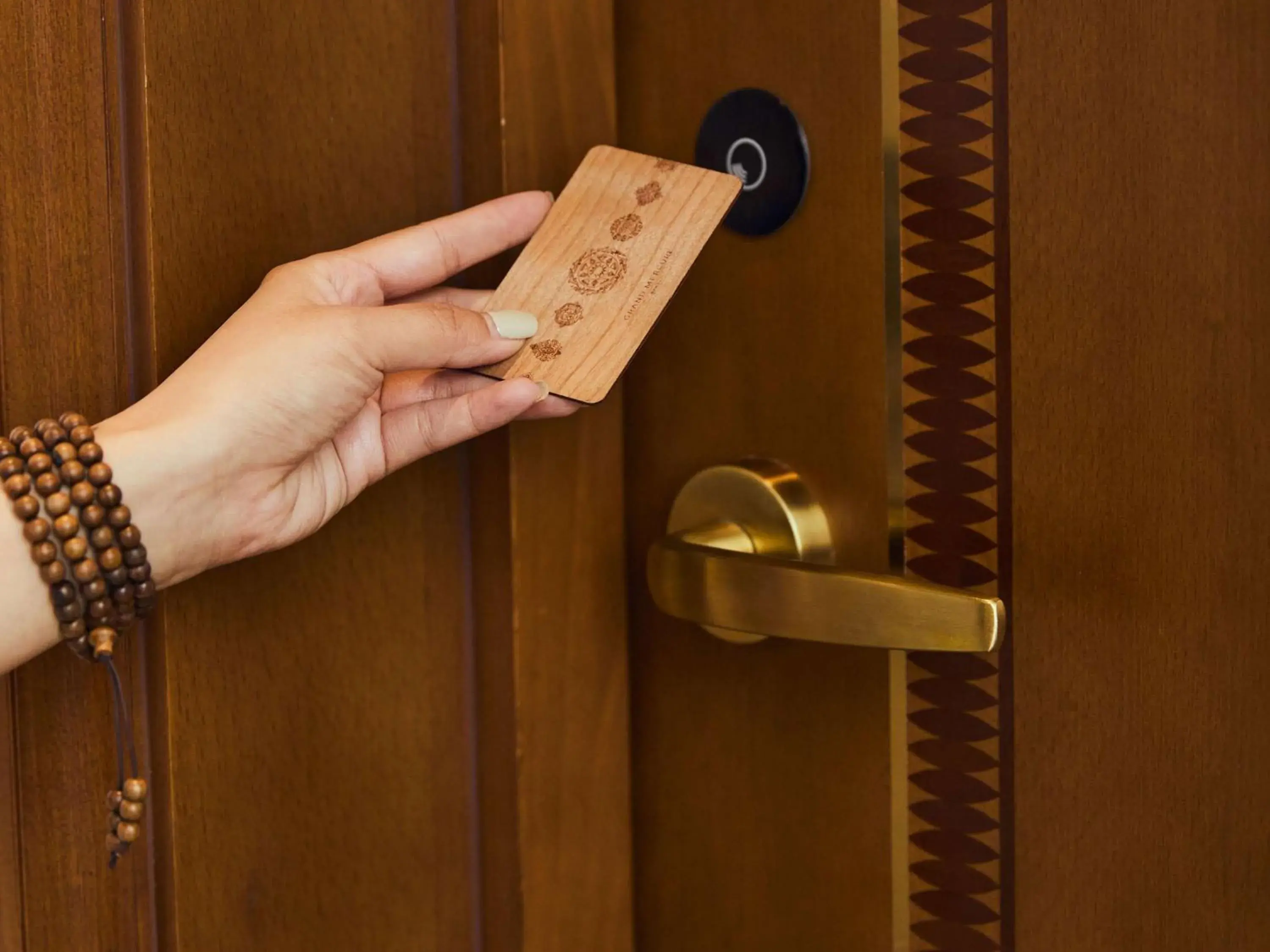 Grand Deluxe King Room - High Floor in Grand Mercure Hanoi Grand Deluxe King Room - High Floor in Grand Mercure Hanoi