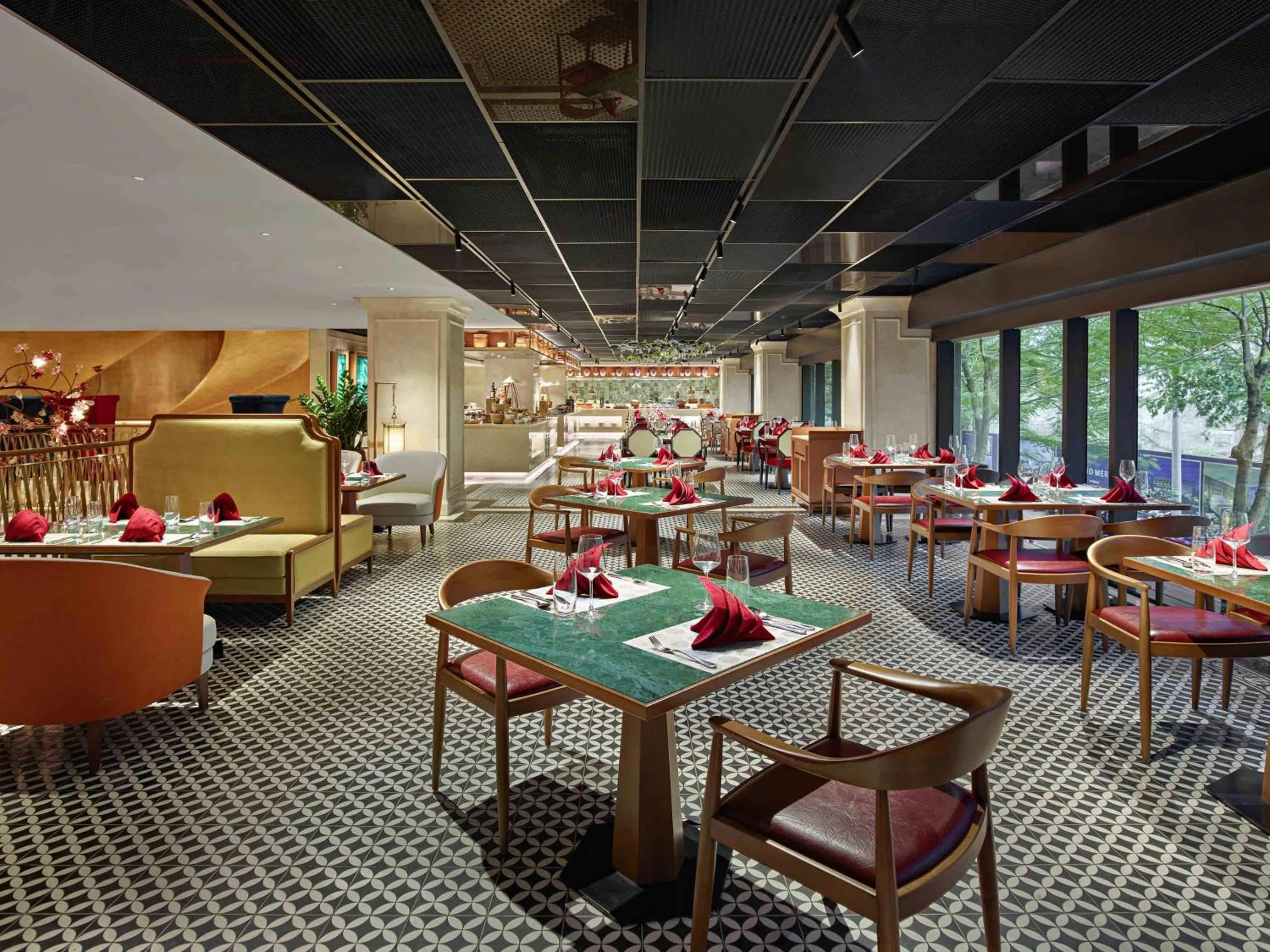 Restaurant/places to eat in Grand Mercure Hanoi