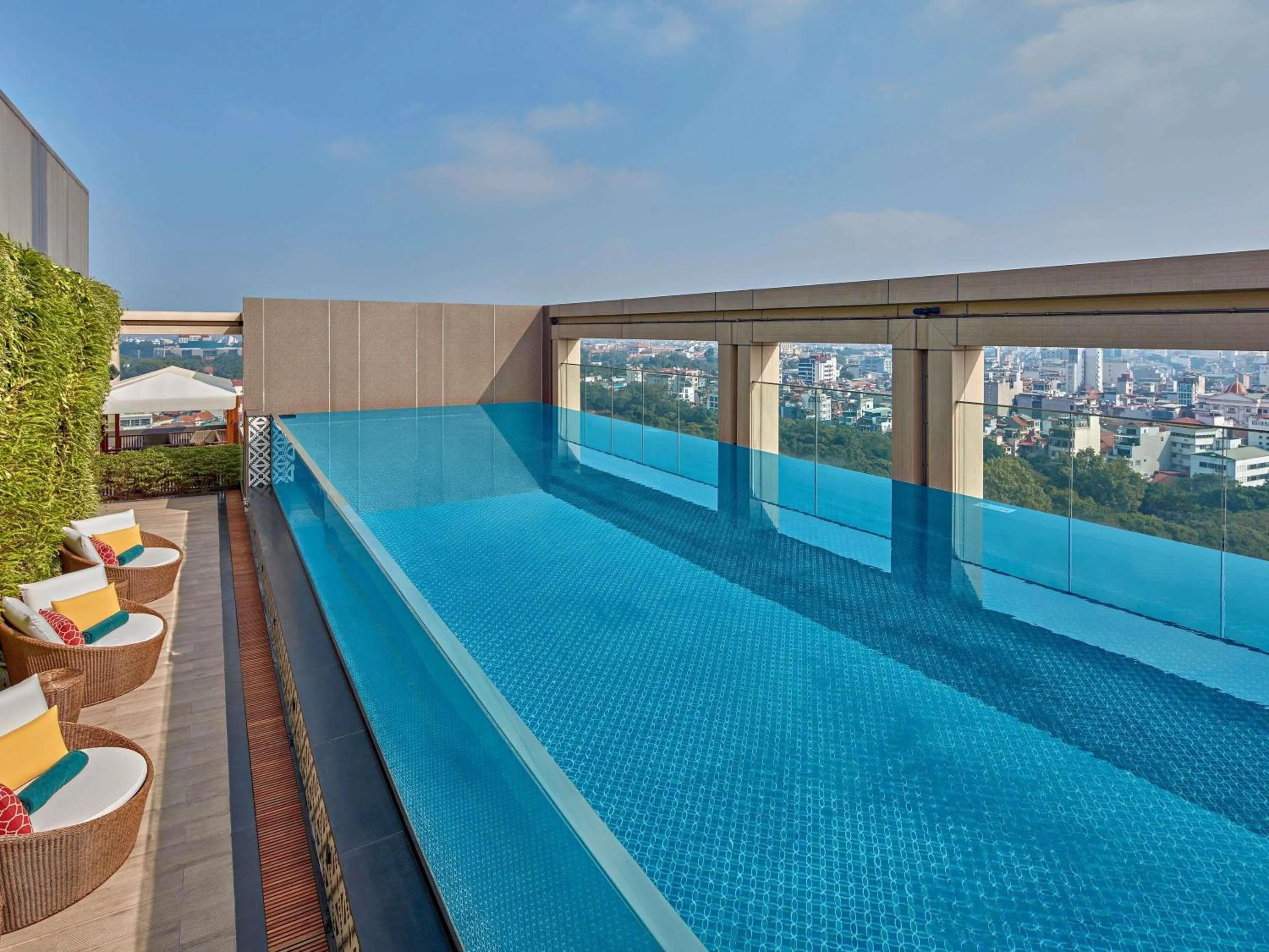 Pool view in Grand Mercure Hanoi