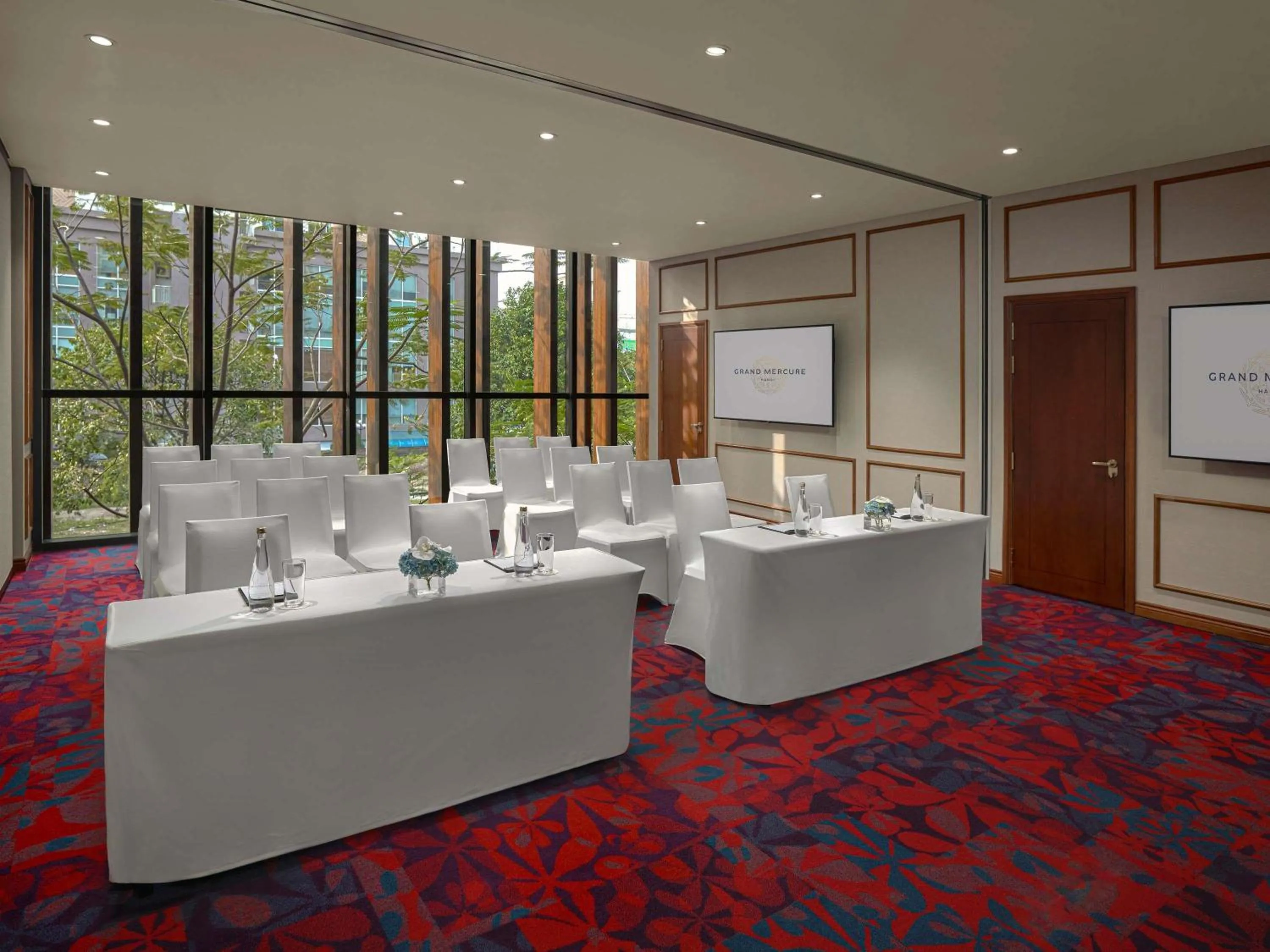 Meeting/conference room in Grand Mercure Hanoi