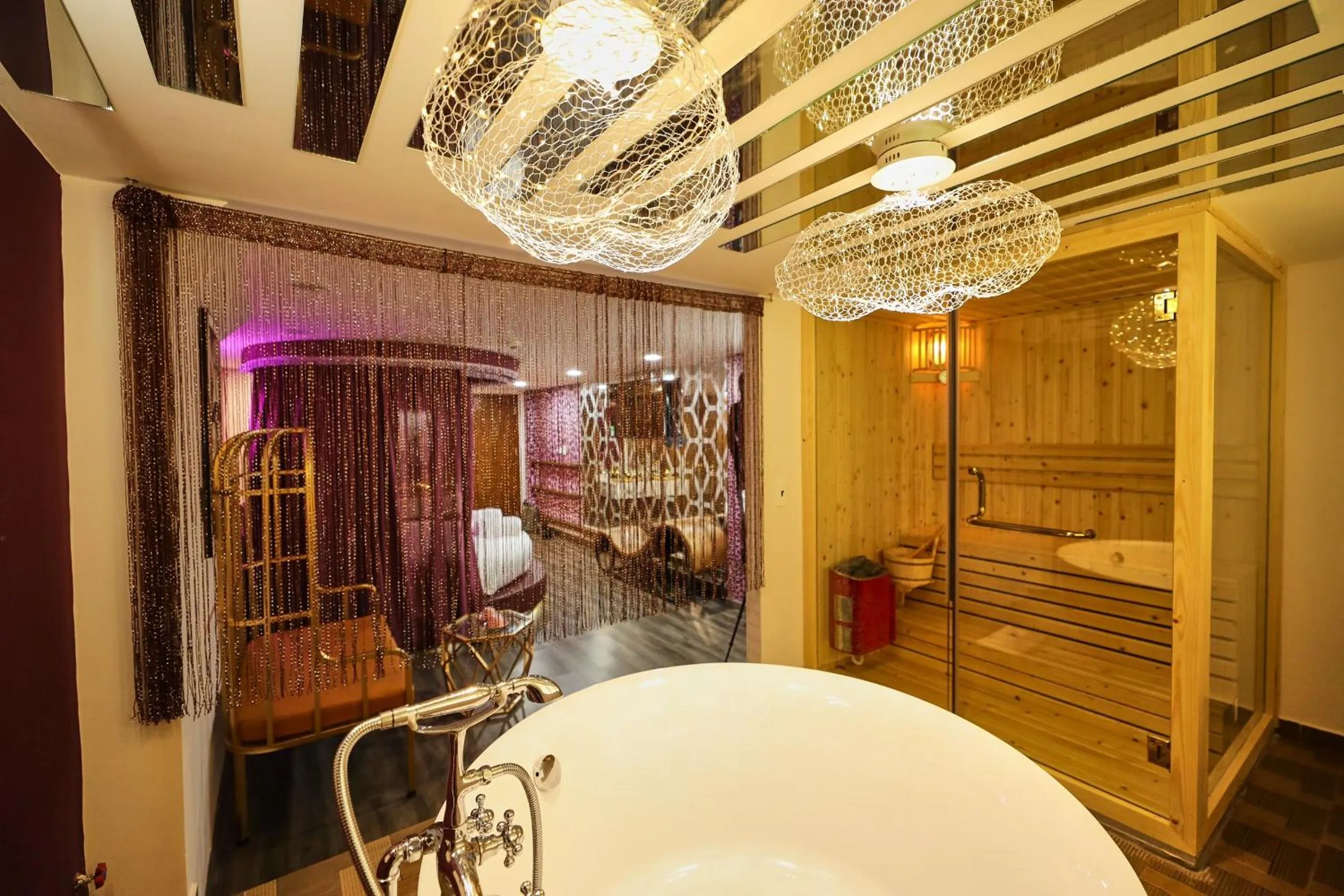 Sauna in EROS Hotel - Love Hotel