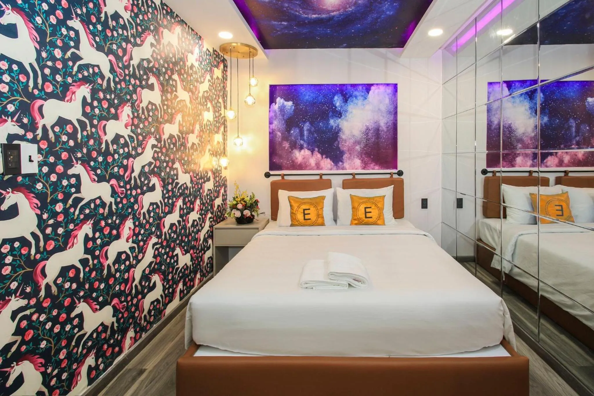 Bed in EROS Hotel - Love Hotel