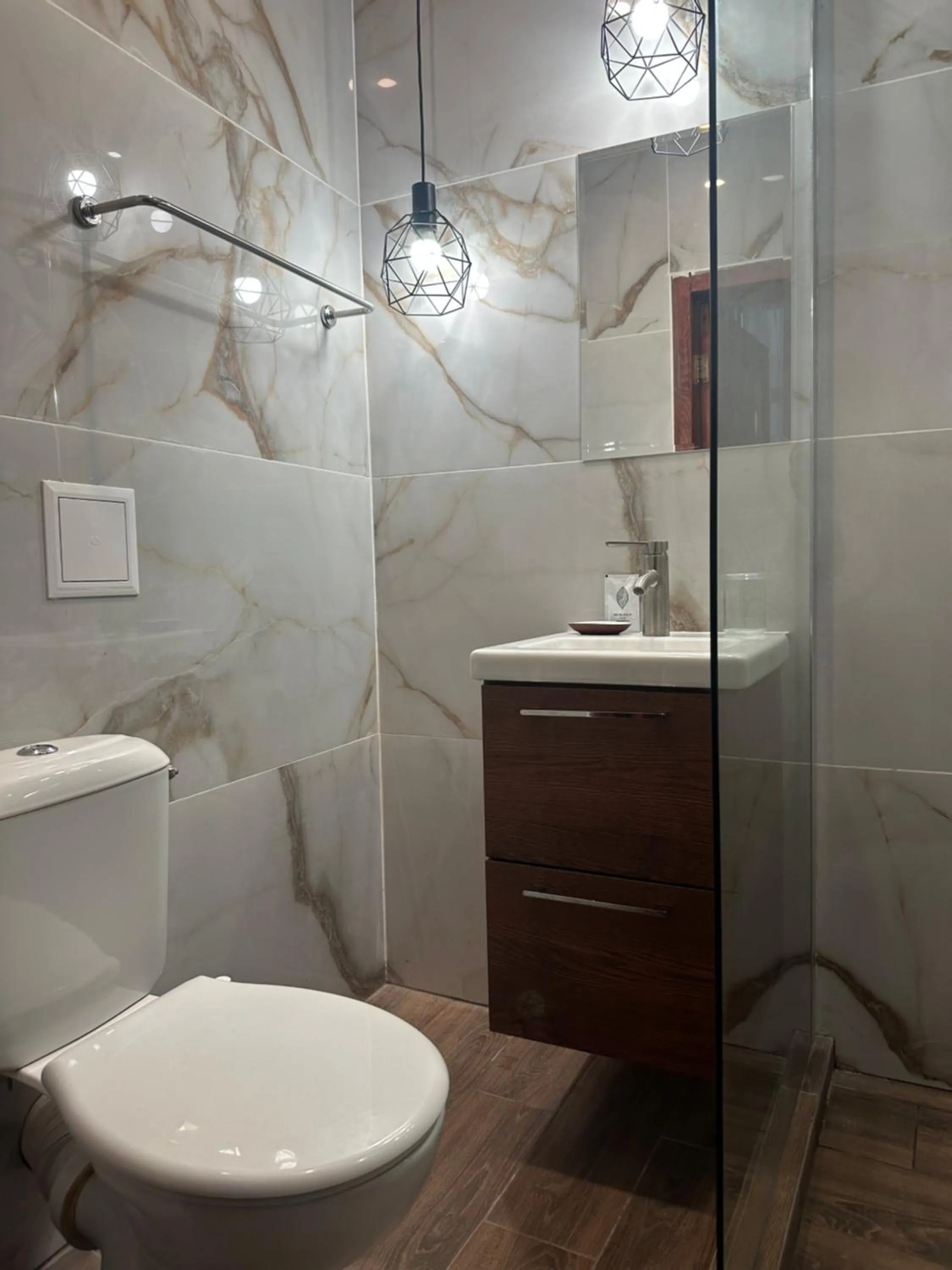 Bathroom in Hotel Art