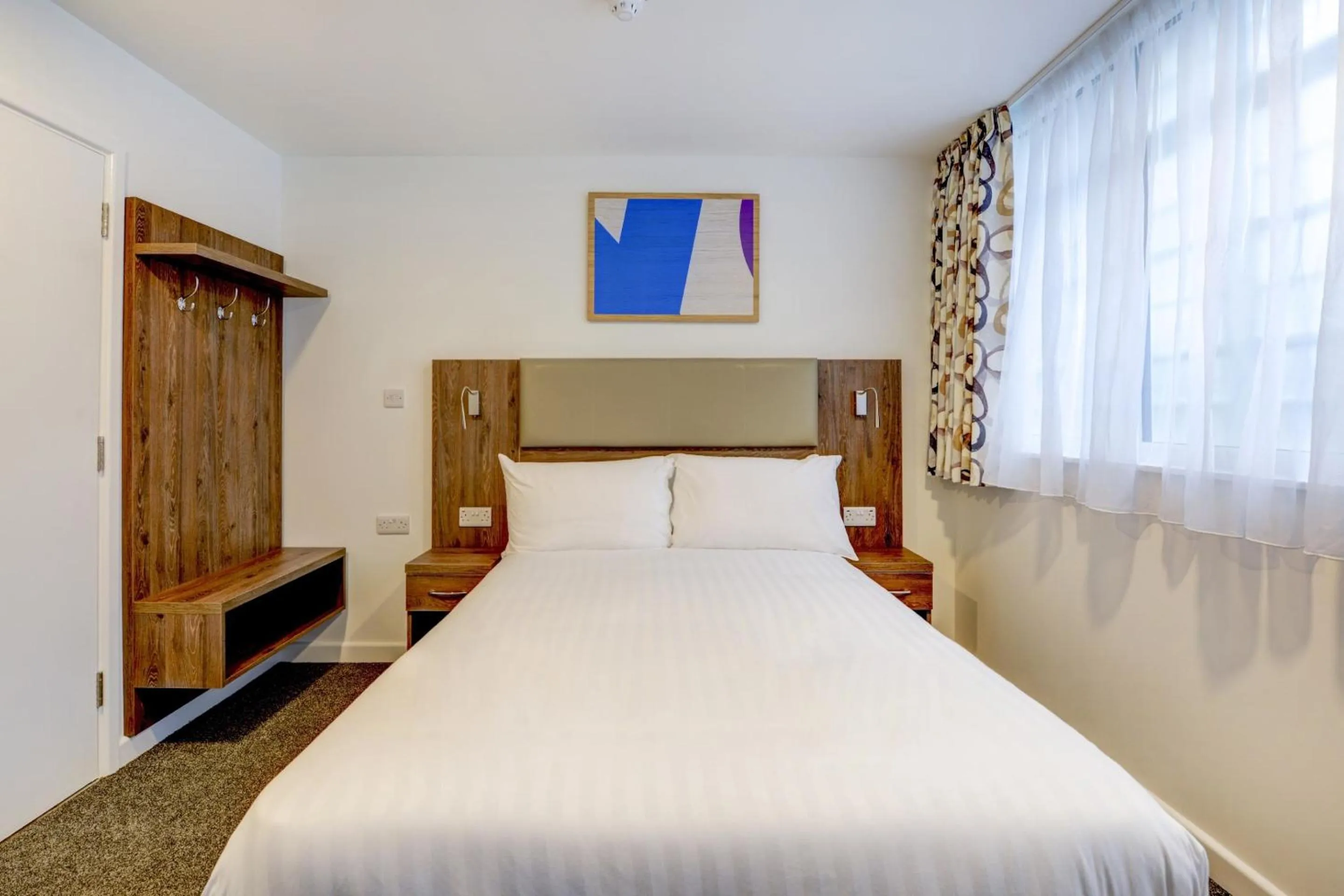 Bedroom, Bed in OYO Plymouth Central Hotel