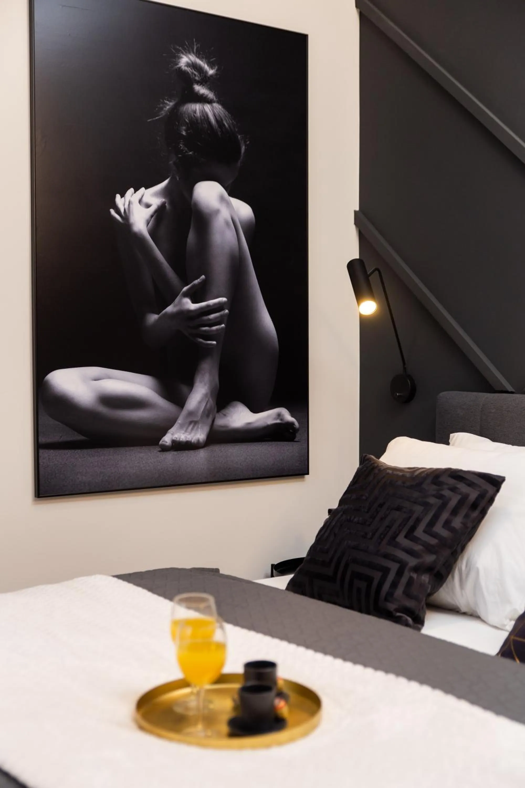 Photo of the whole room in Luxury Number 1 Apartments