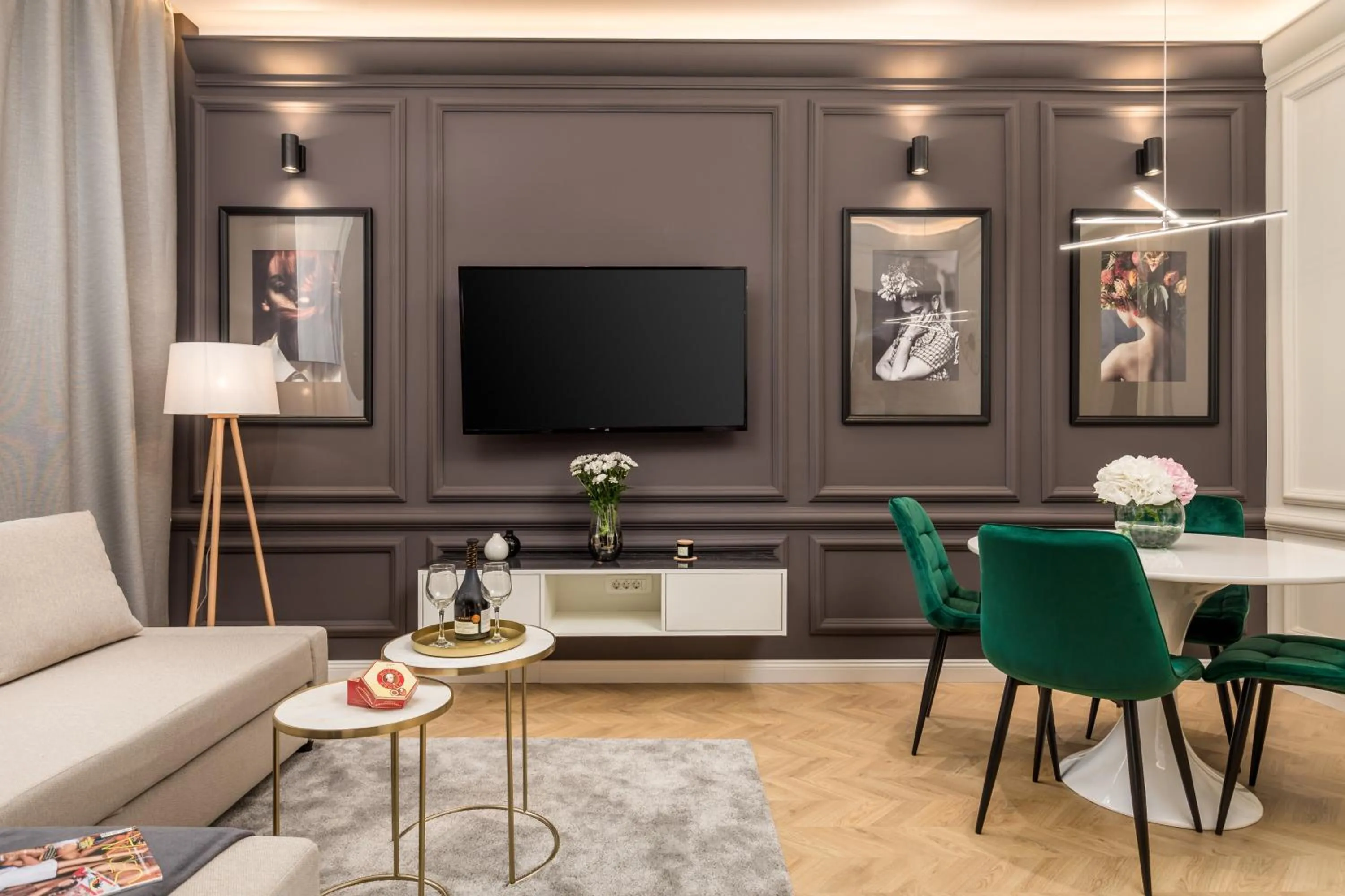 Living room in Luxury Number 1 Apartments