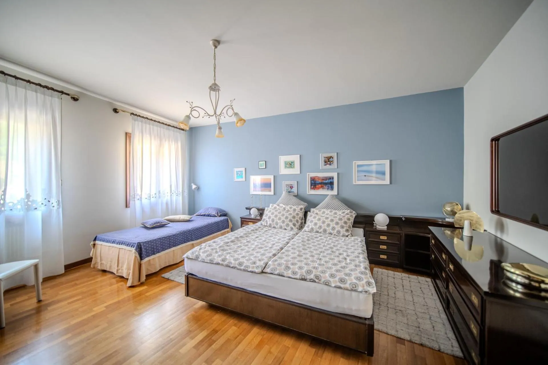 Bed in B&B CASA OLTRAVAL