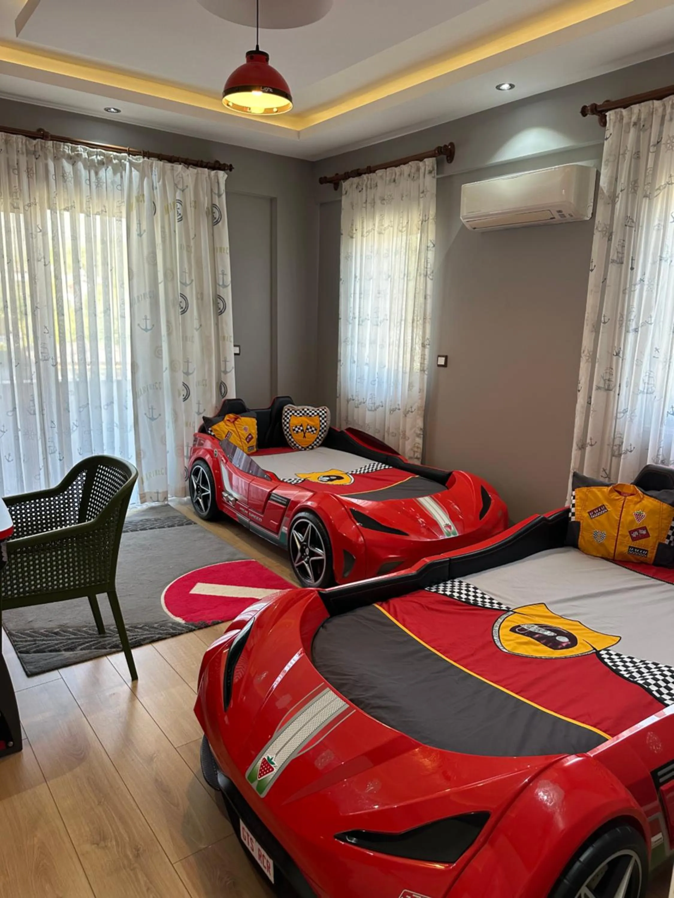 Bed in premium park apart otel