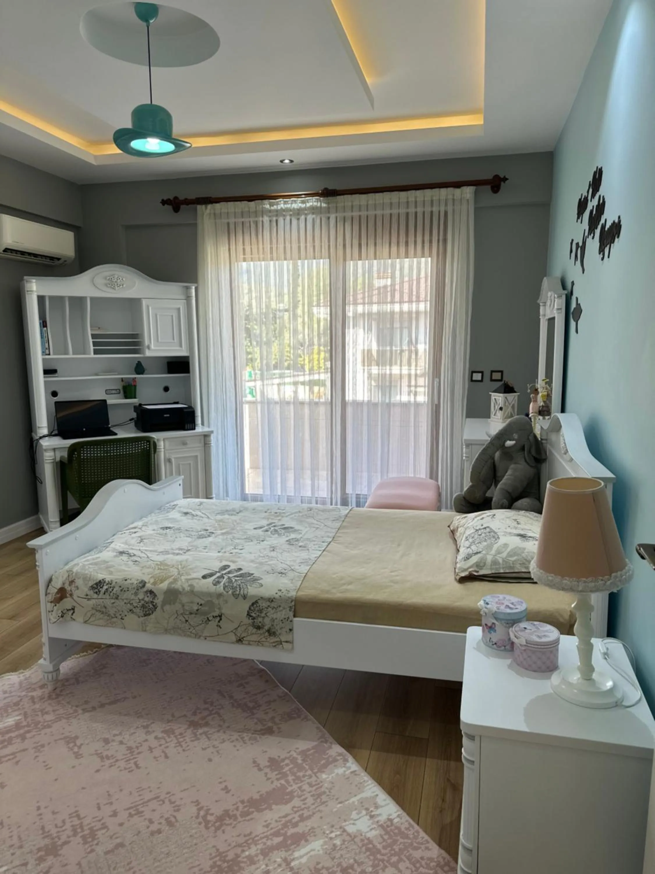 Bed in premium park apart otel