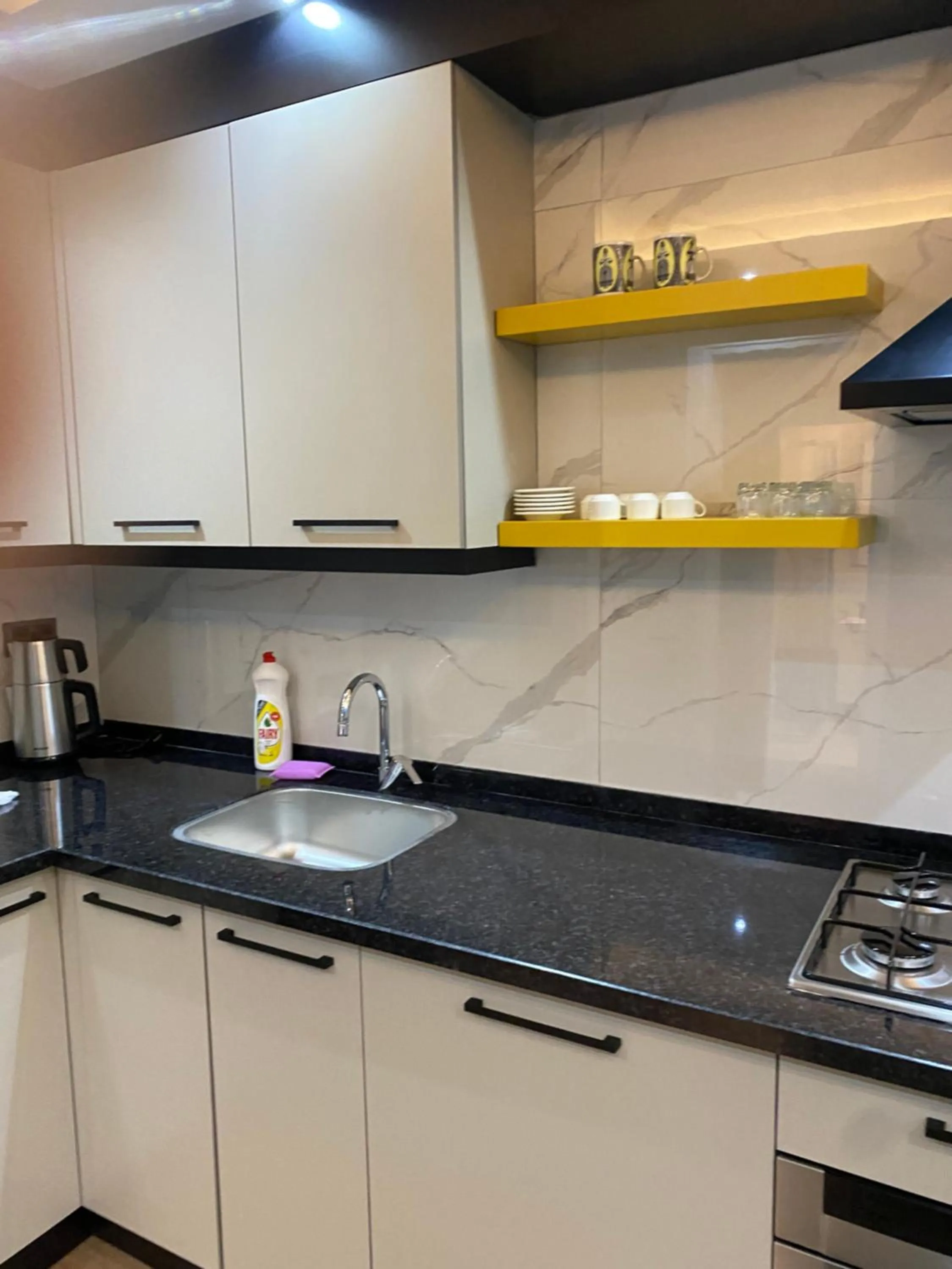 Kitchen or kitchenette in premium park apart otel