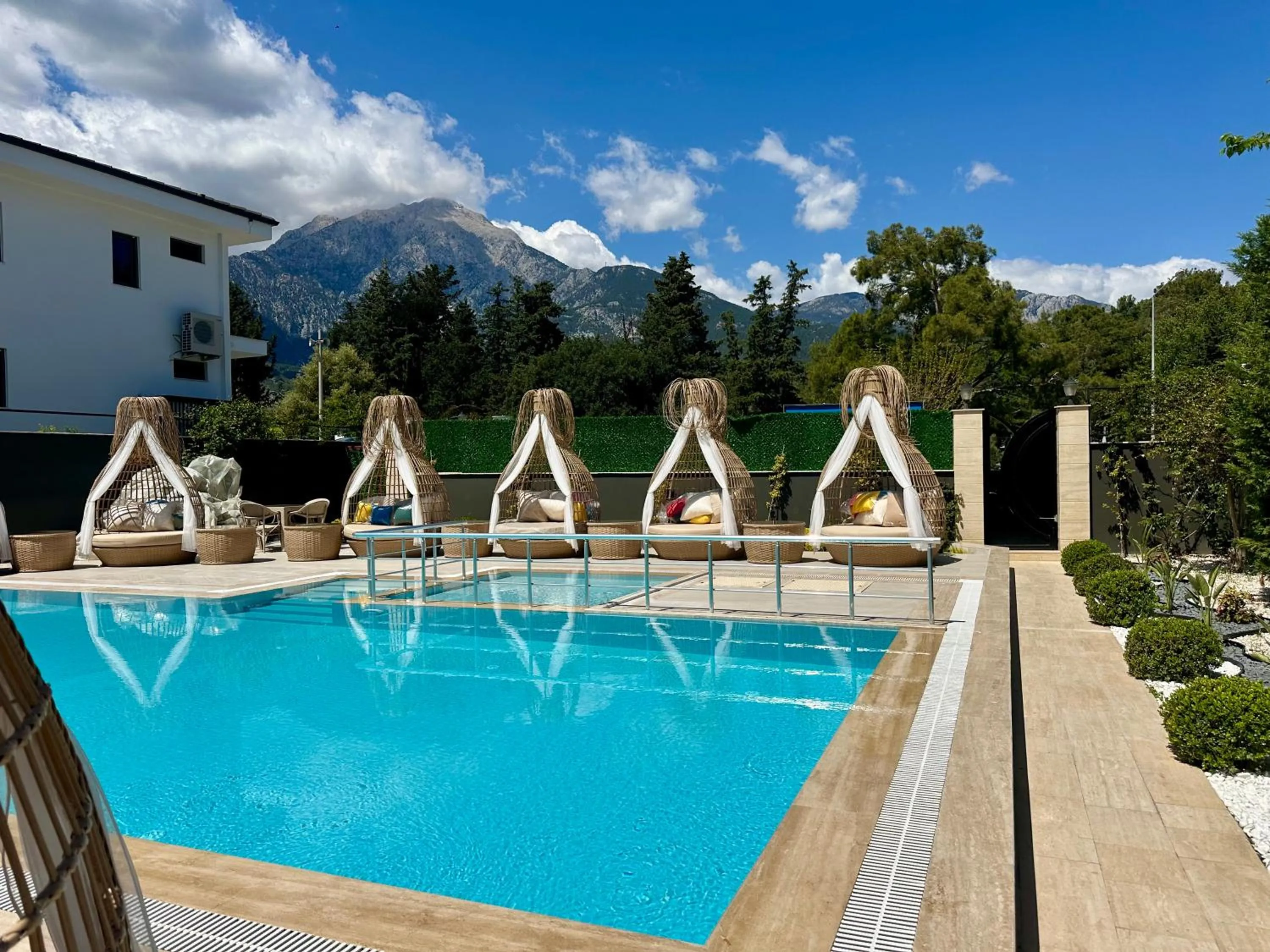 premium park apart otel