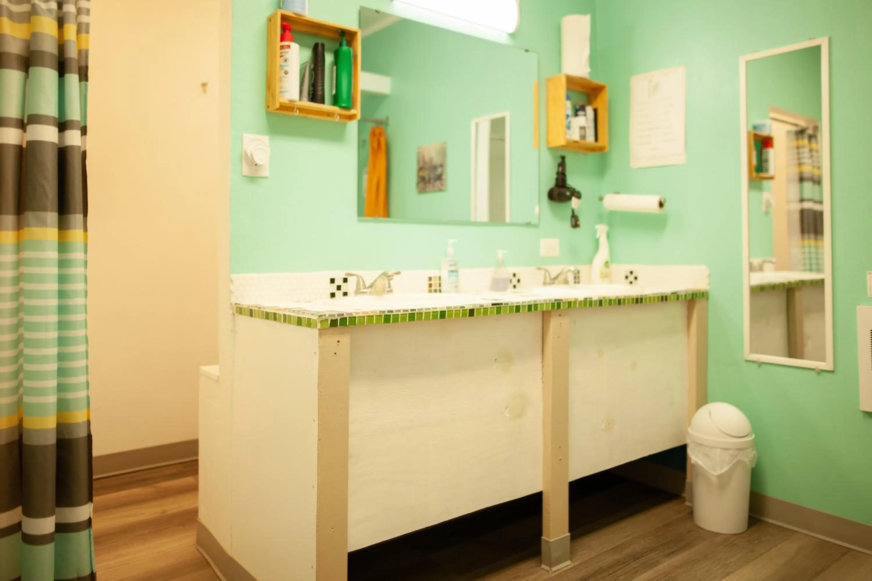 Bathroom in Cloudcroft Hostel