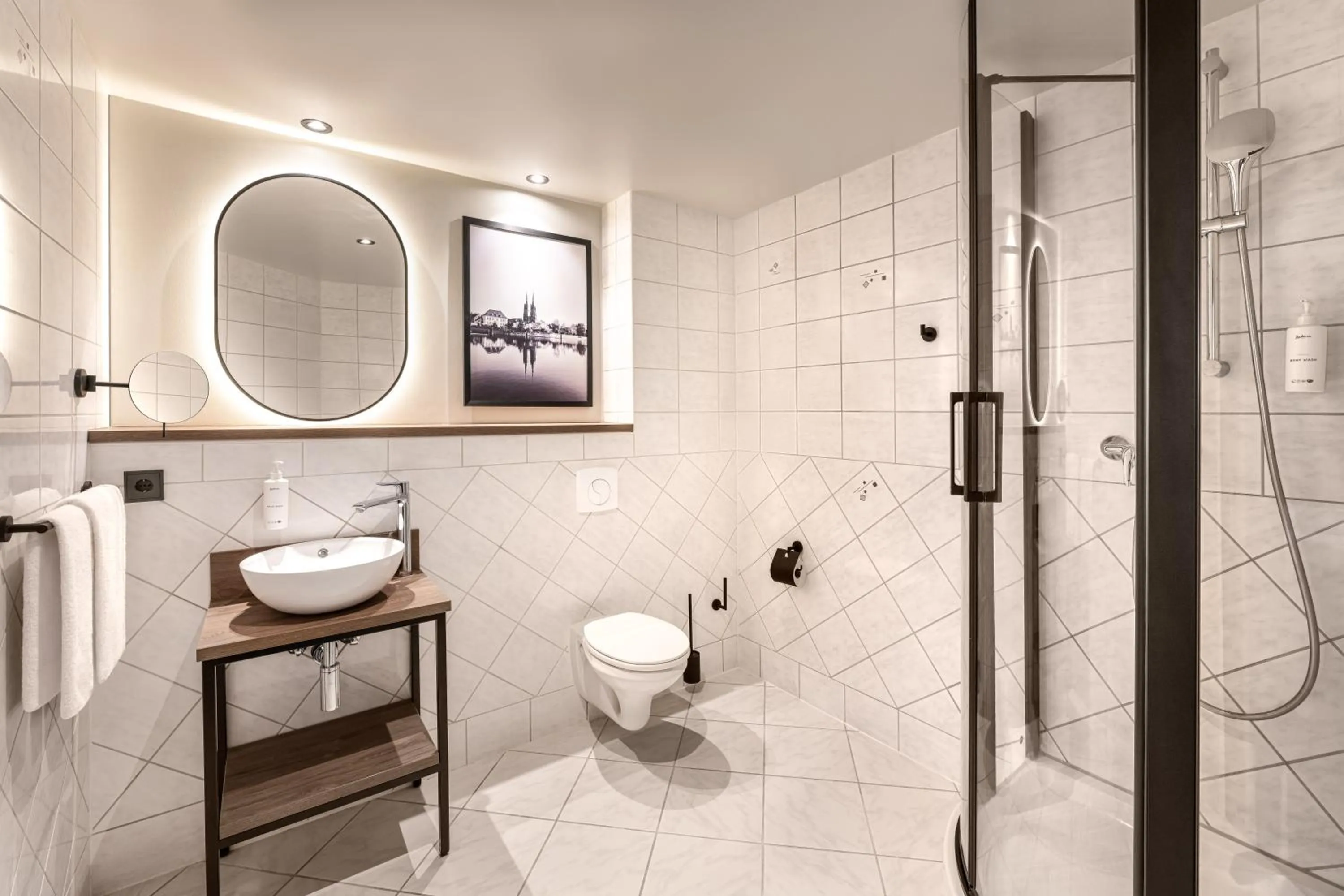 Bathroom in Hotel Astor Kiel by Campanile