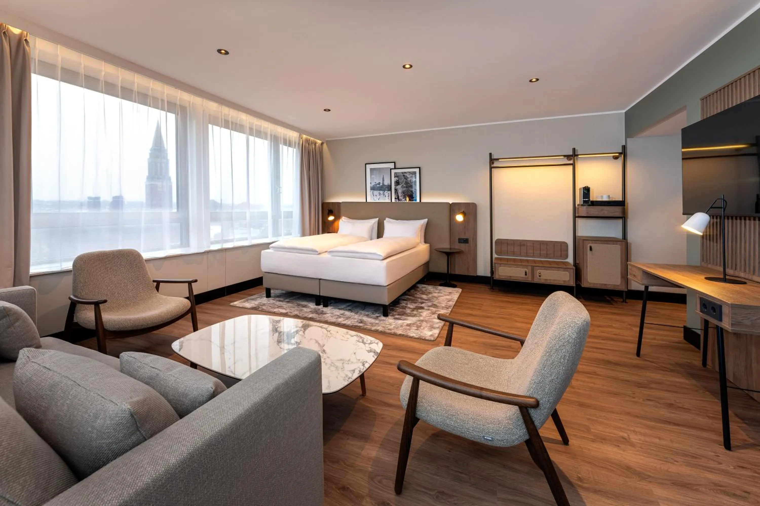 Photo of the whole room, Bed in Hotel Astor Kiel by Campanile