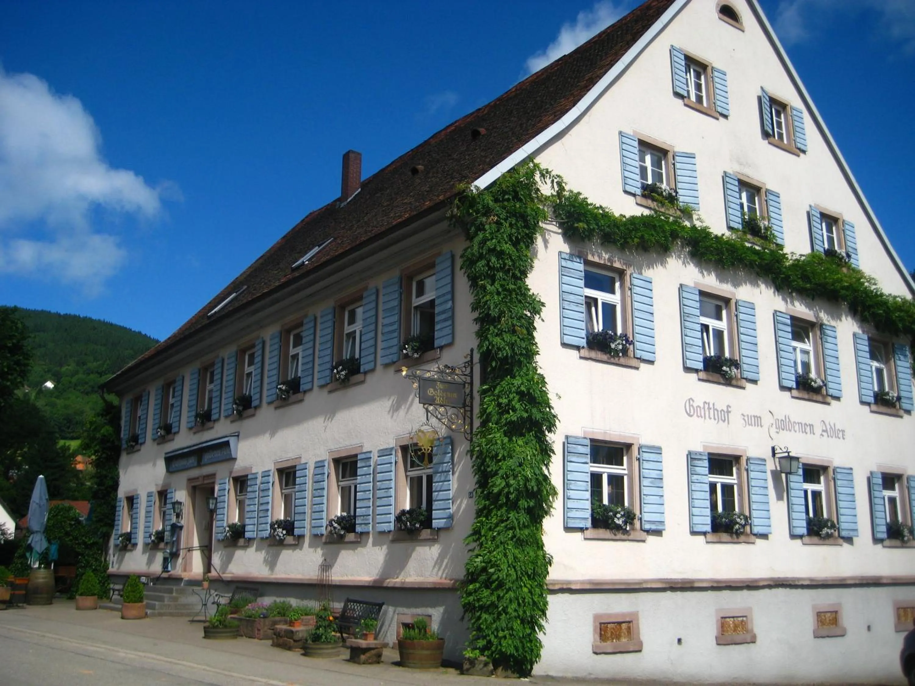 Facade/entrance in Goldener Adler Oberried - Hotel & Appartements