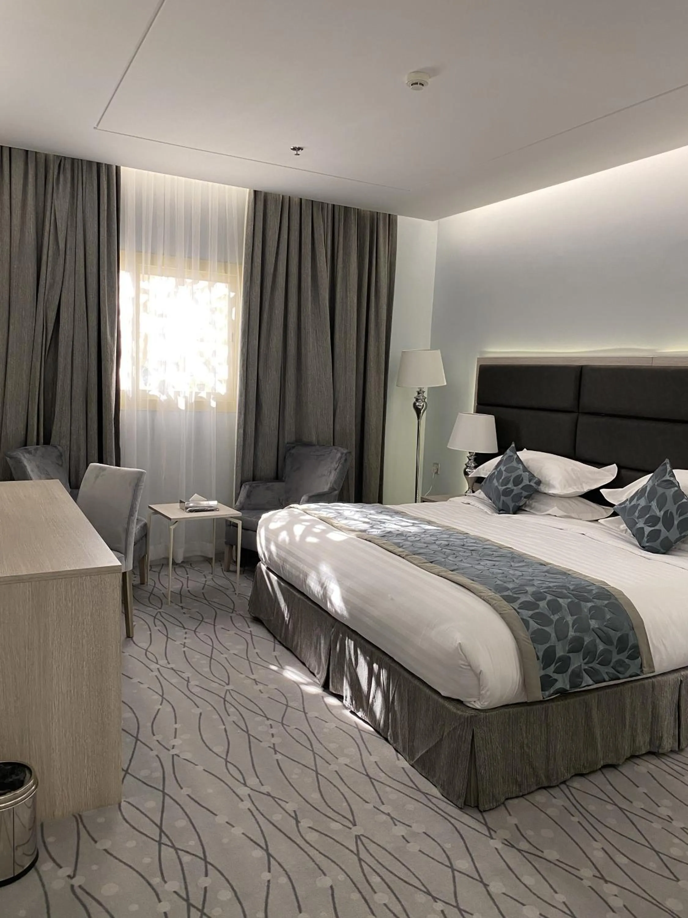 Bed in Seven Garden Palace