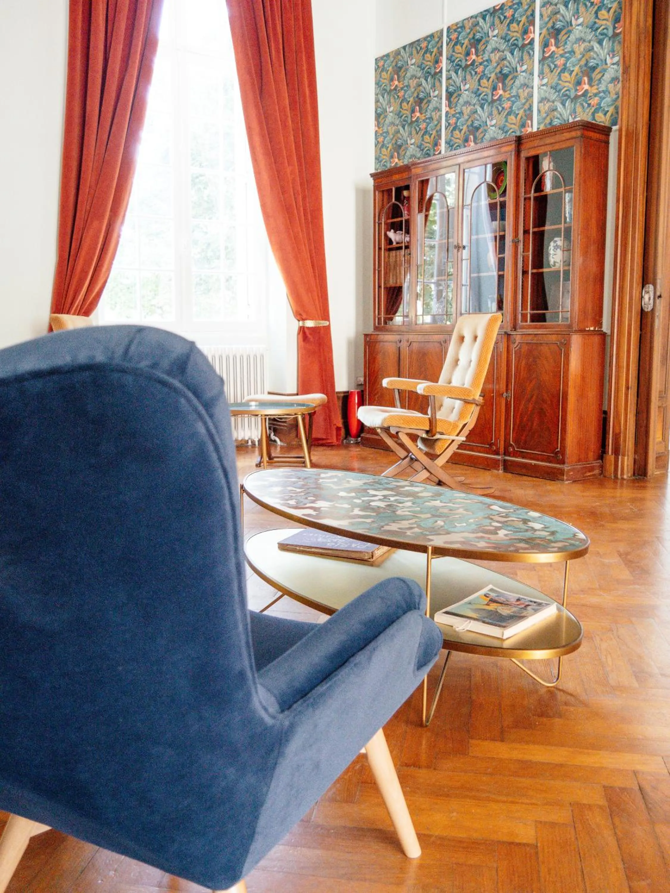 Decorative detail in Château Destinée