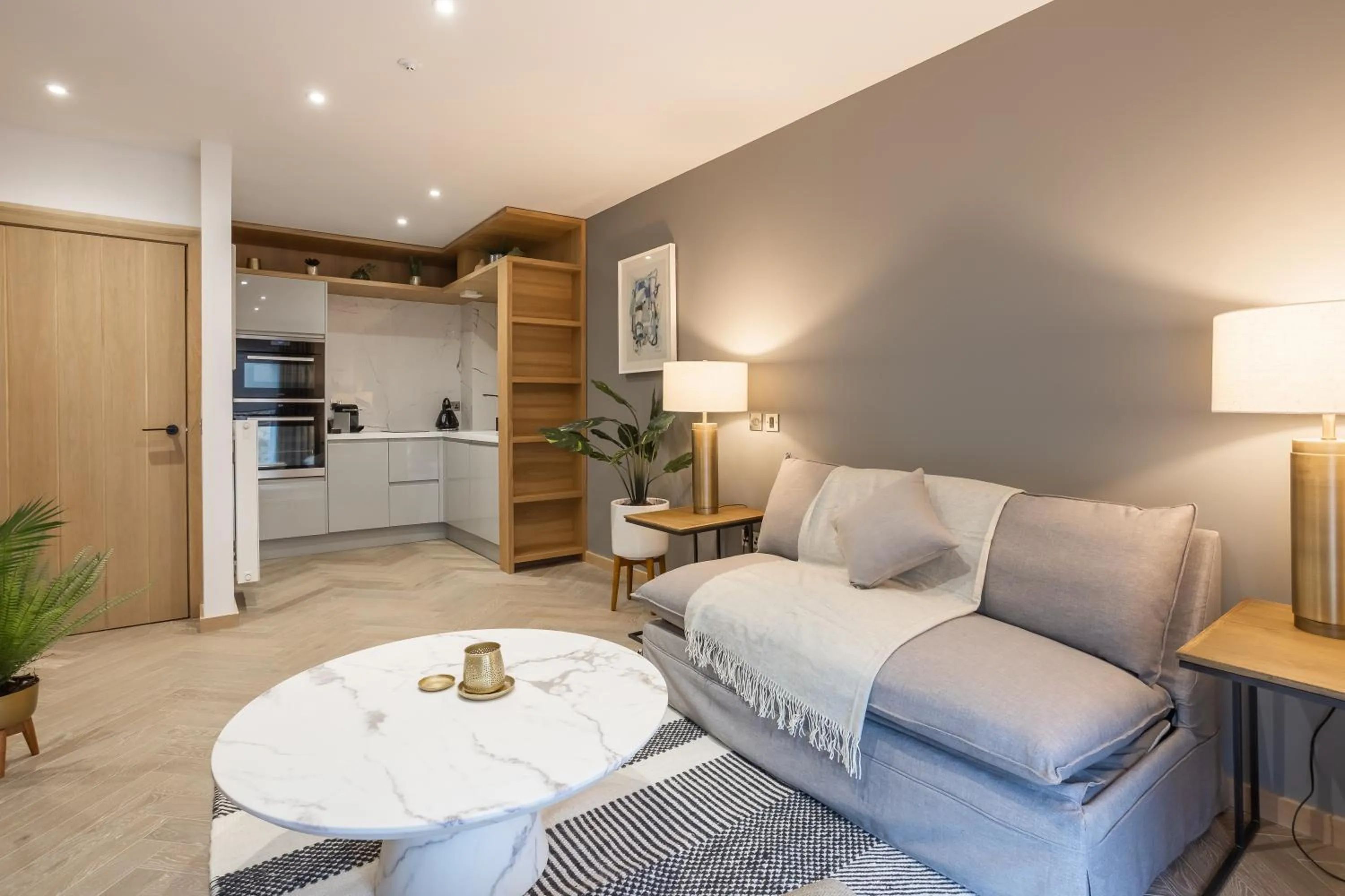 Kitchen or kitchenette in No1 Apartments & Bedrooms St Andrews - St Mary's