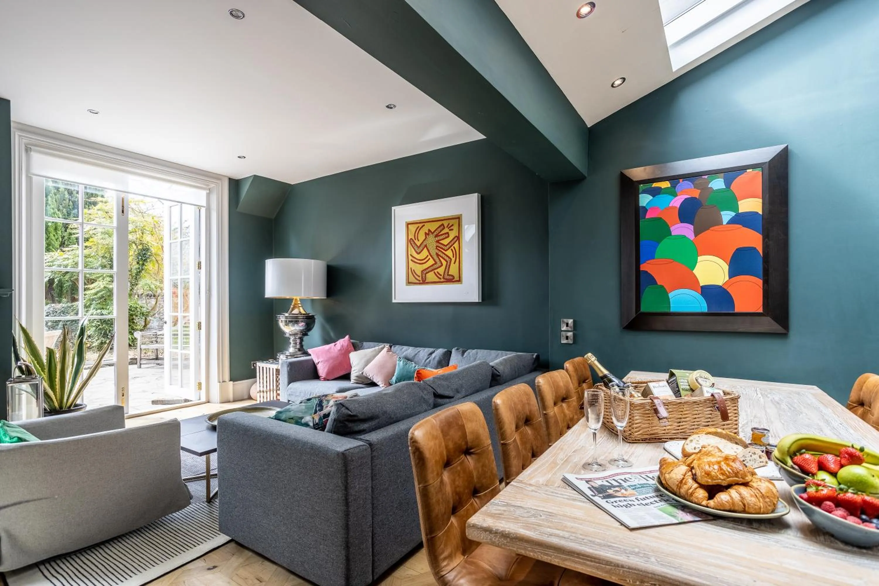 Kitchen or kitchenette in No1 Apartments & Bedrooms St Andrews - St Mary's