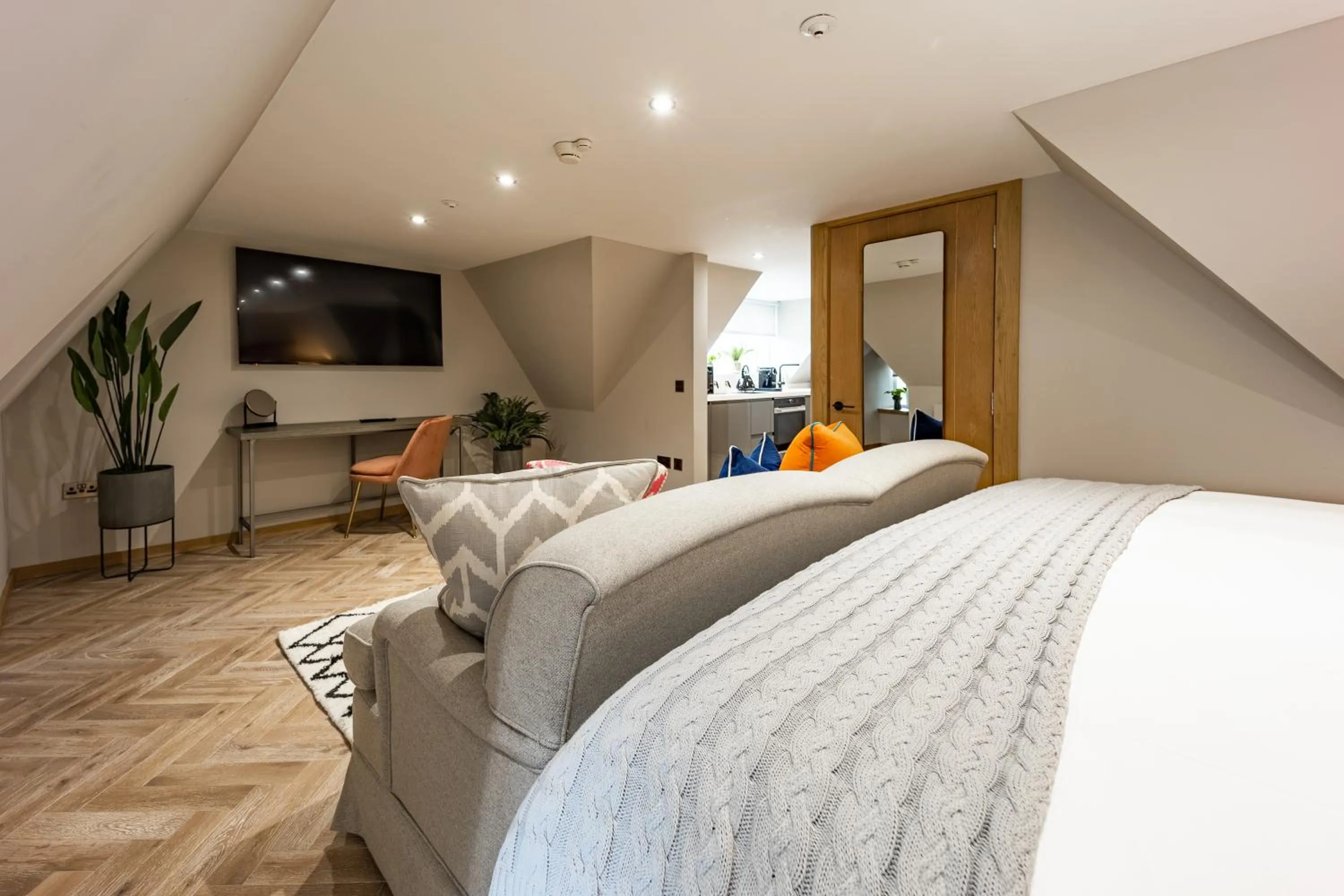 Photo of the whole room, Bed in No1 Apartments & Bedrooms St Andrews - St Mary's