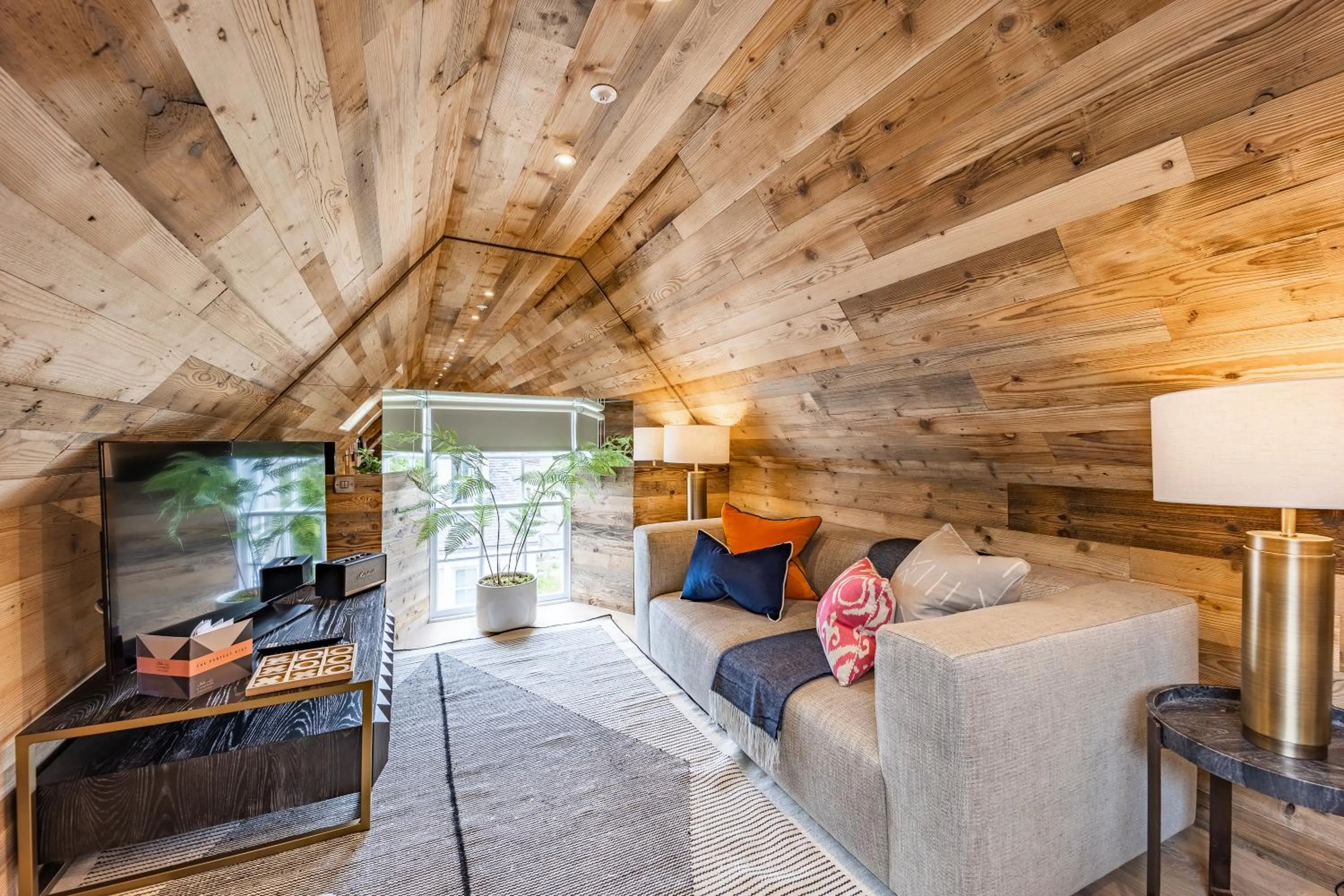 Seating area in No1 Apartments & Bedrooms St Andrews - St Mary's