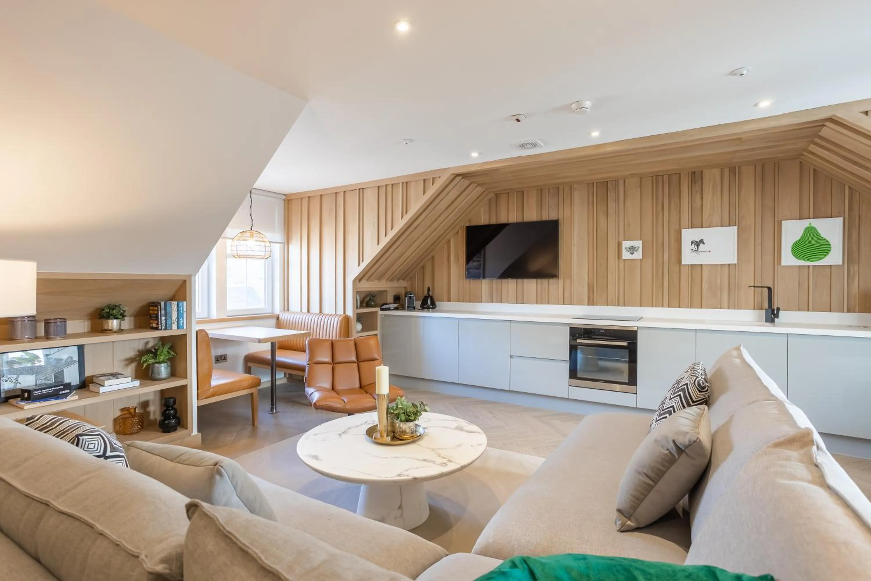 Kitchen or kitchenette in No1 Apartments & Bedrooms St Andrews - St Mary's