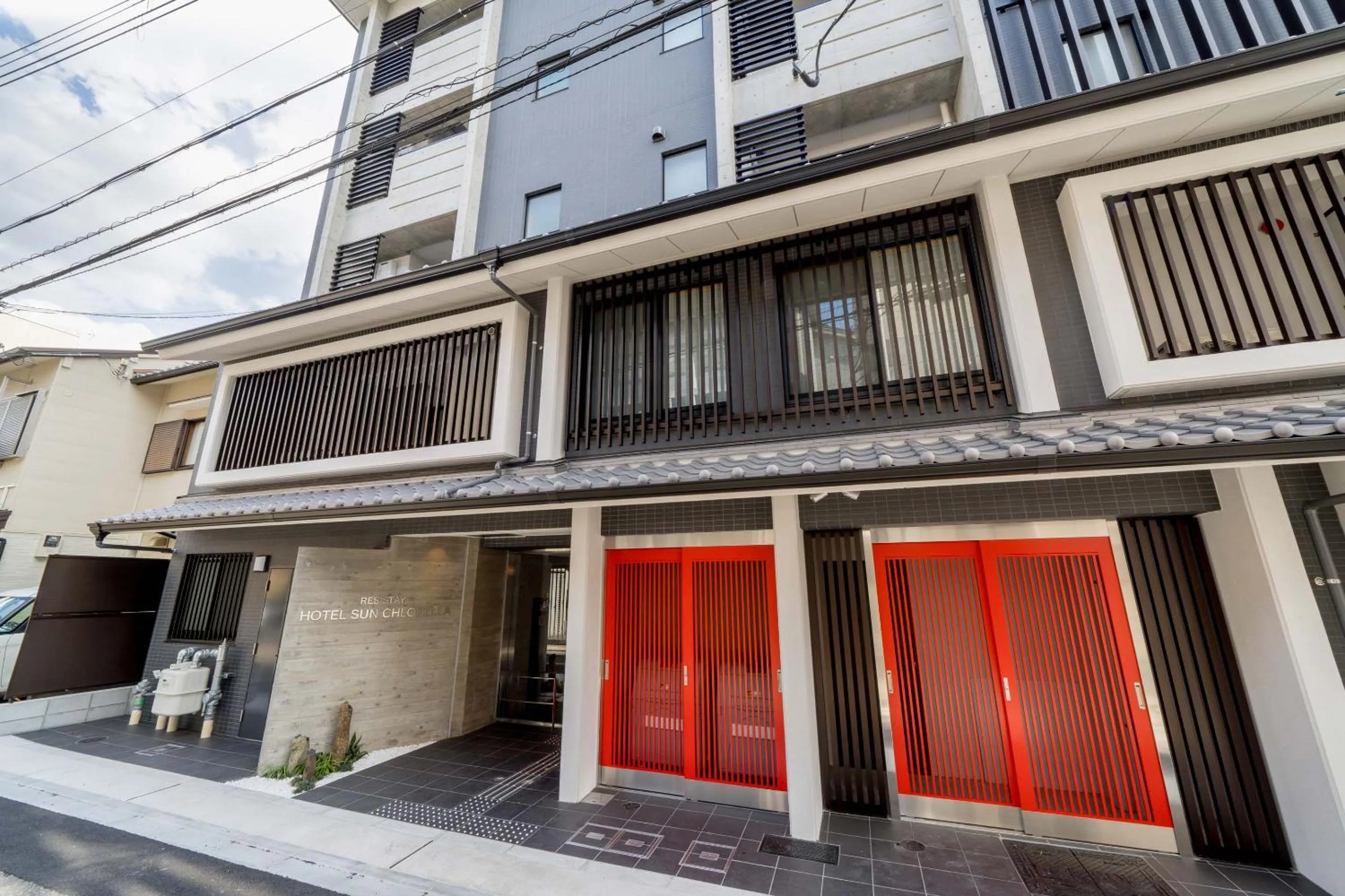 Property building in RESI STAY Hotel Sun Chlorella