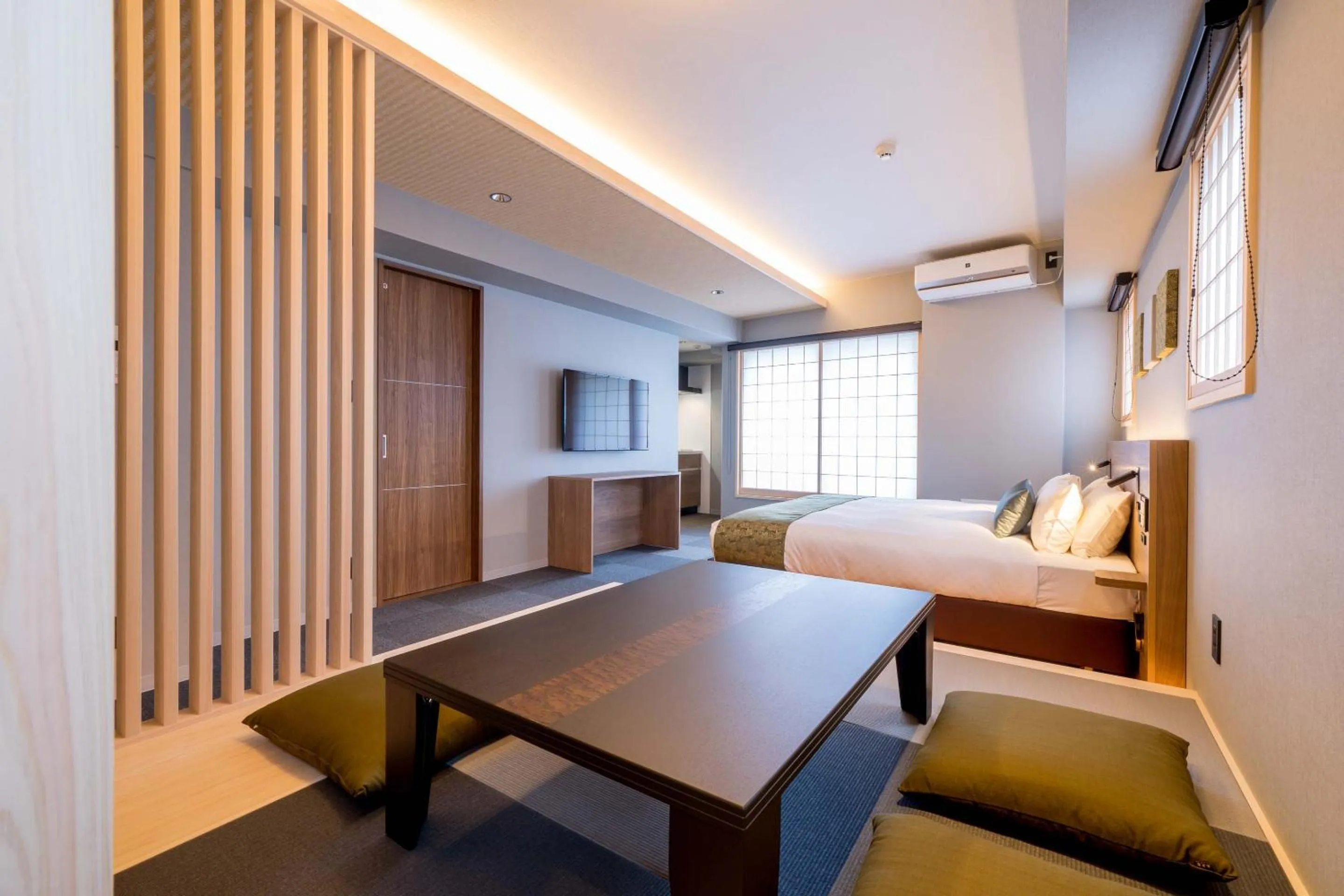 Living room, Bed in RESI STAY Hotel Sun Chlorella