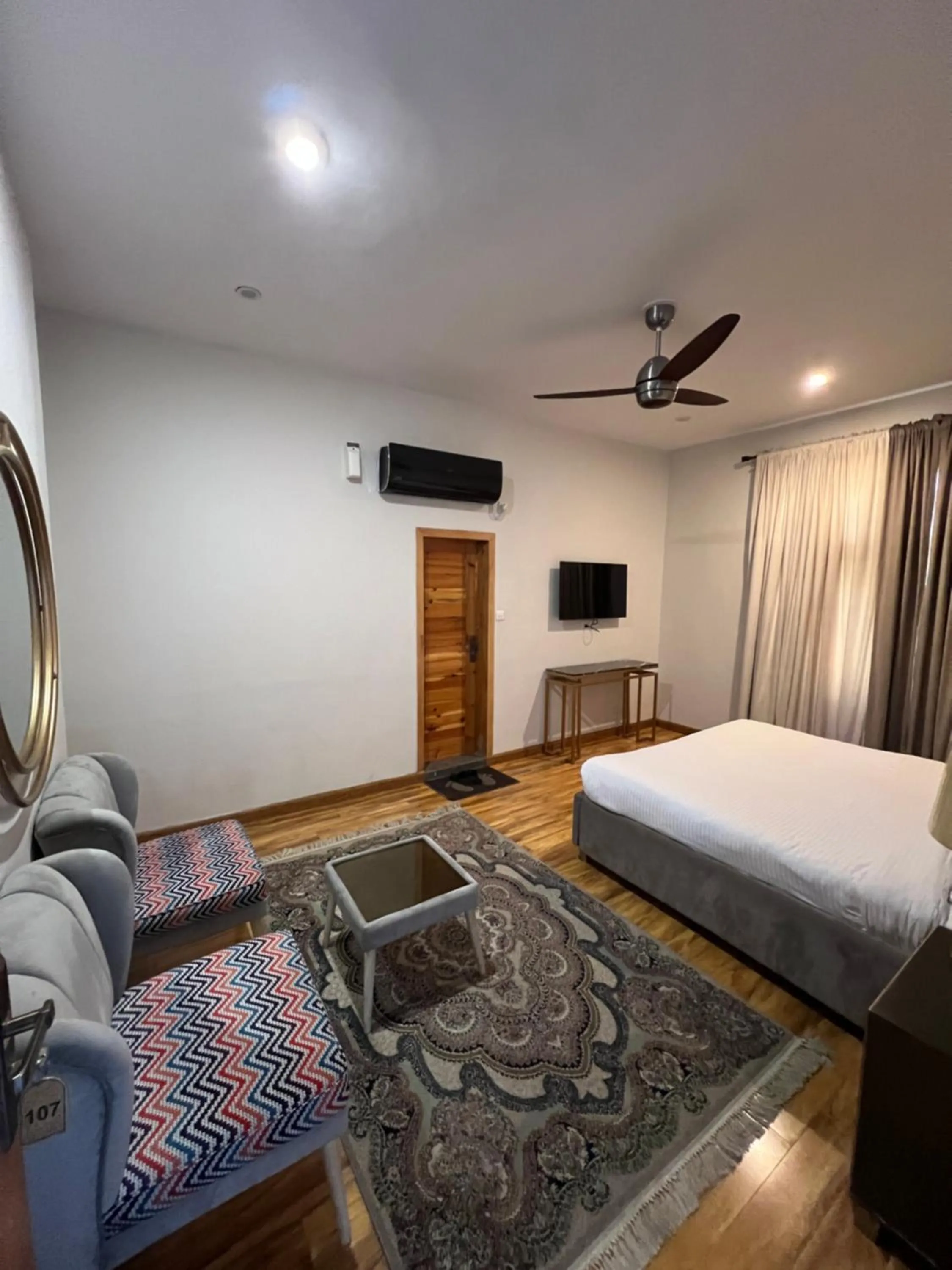 Bed in ISLE OF HIGHLAND TOURS Guest House