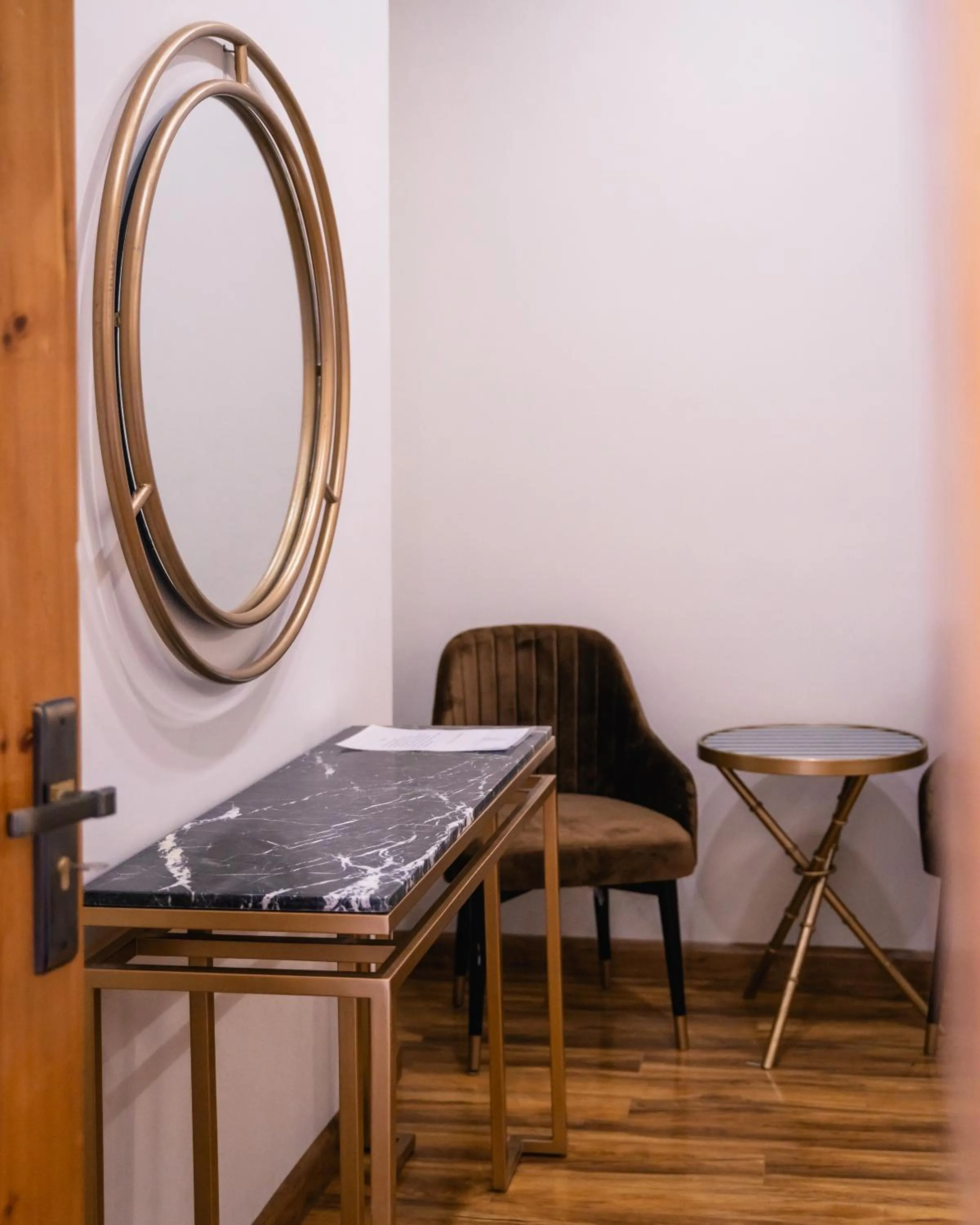 Seating area in ISLE OF HIGHLAND TOURS Guest House
