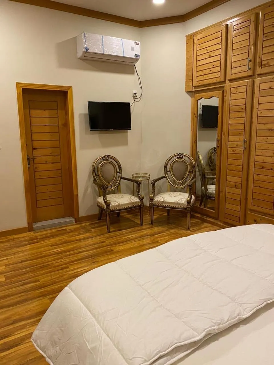 TV and multimedia, Bed in ISLE OF HIGHLAND TOURS Guest House