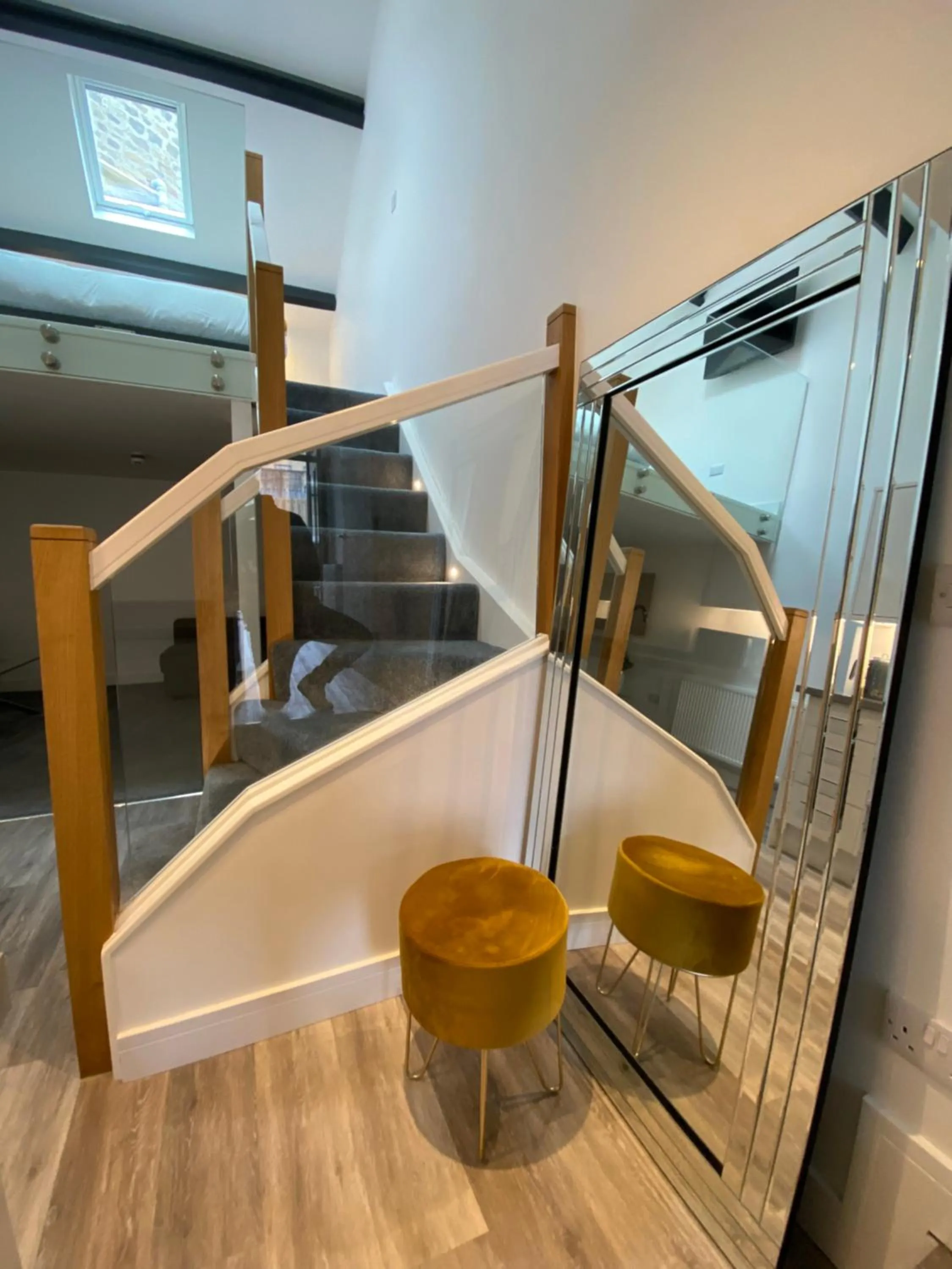 Photo of the whole room in King Street Serviced Apartments