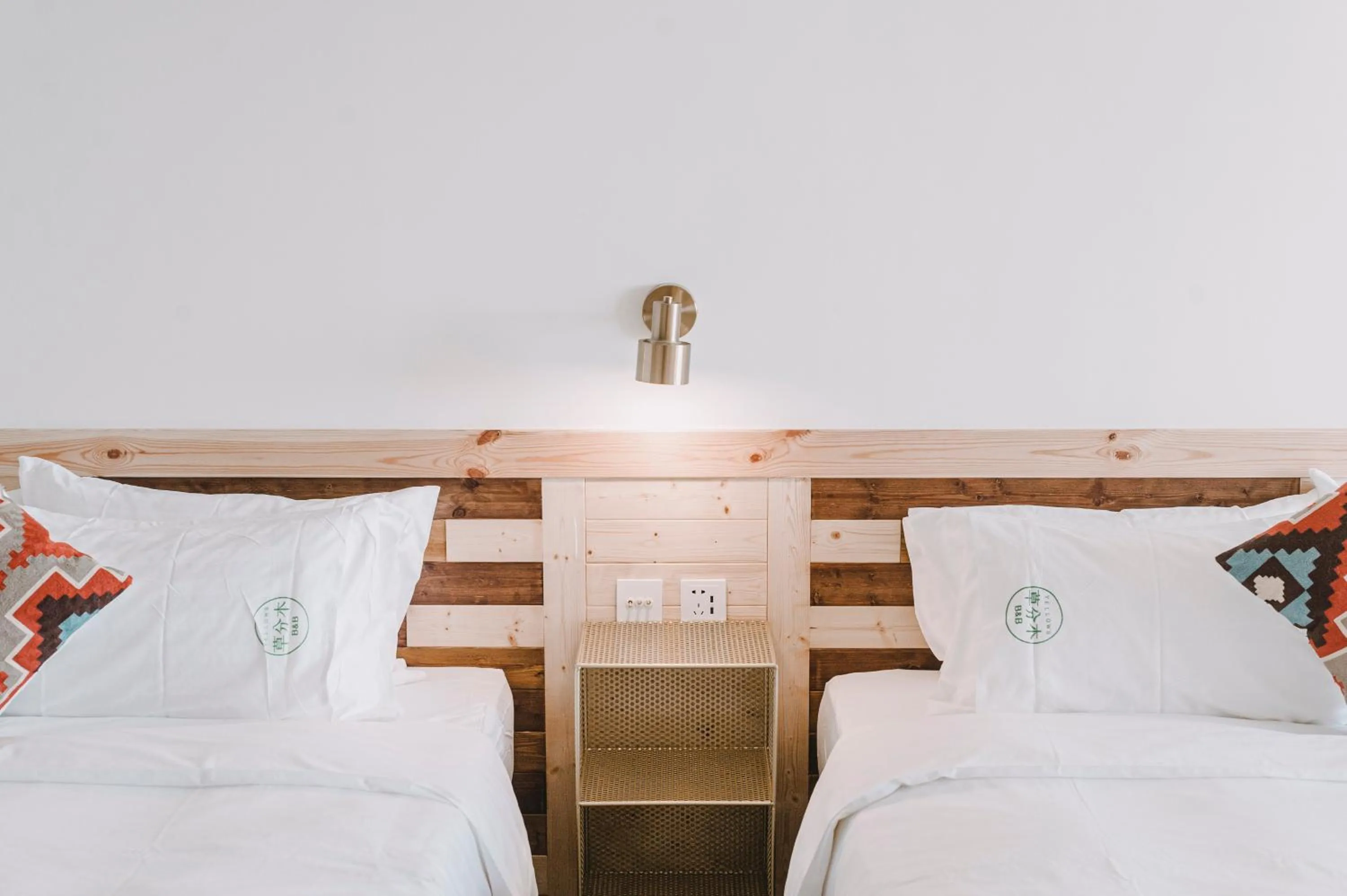 Bed in Yellow's Kenting B&B II