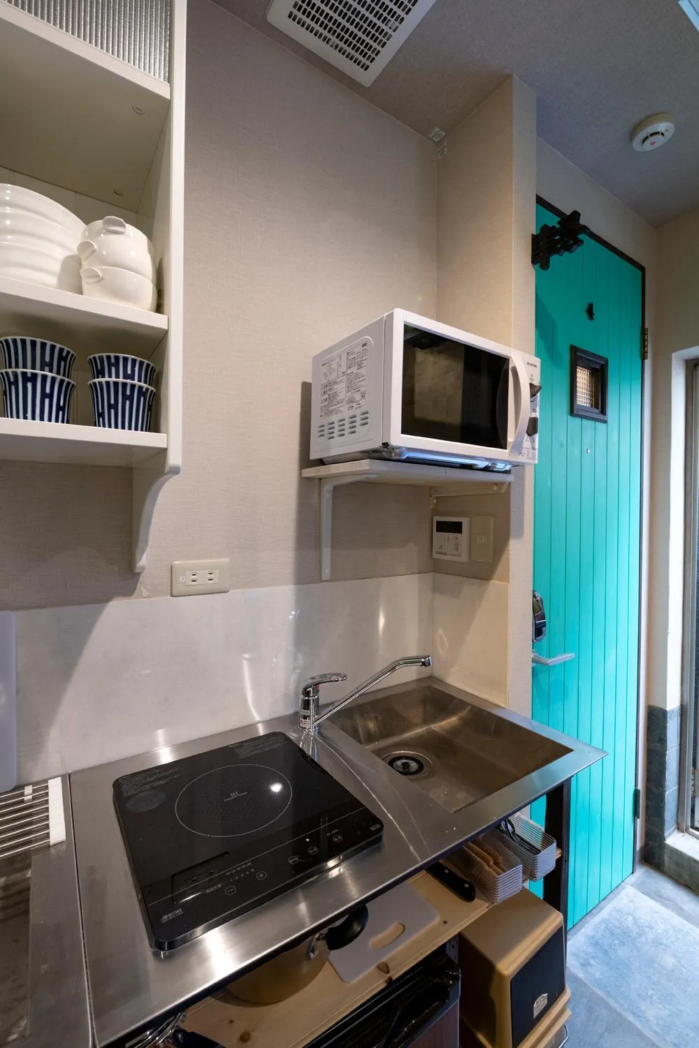 Kitchen or kitchenette in Room Inn Shanghai 横浜中華街 Room3