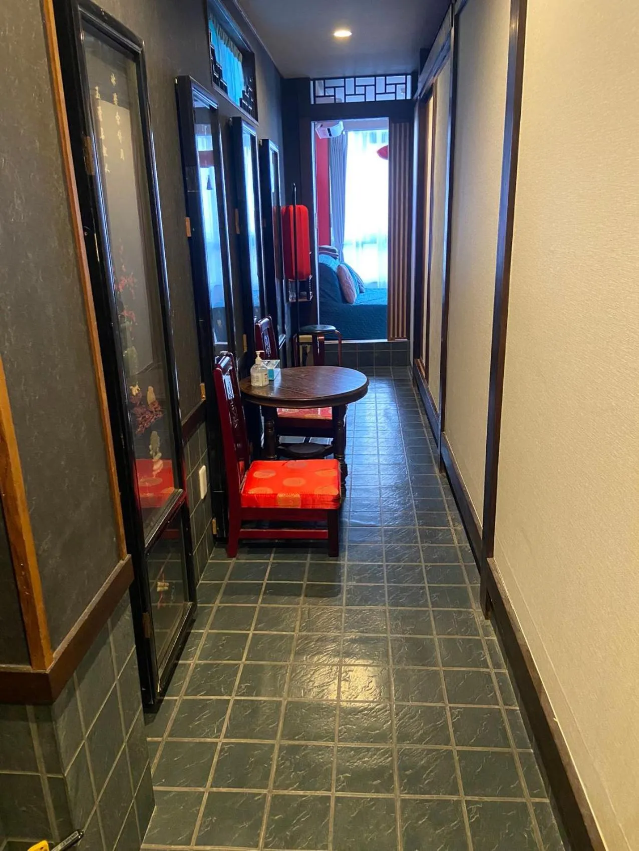 Living room in Room Inn Shanghai 横浜中華街 Room3