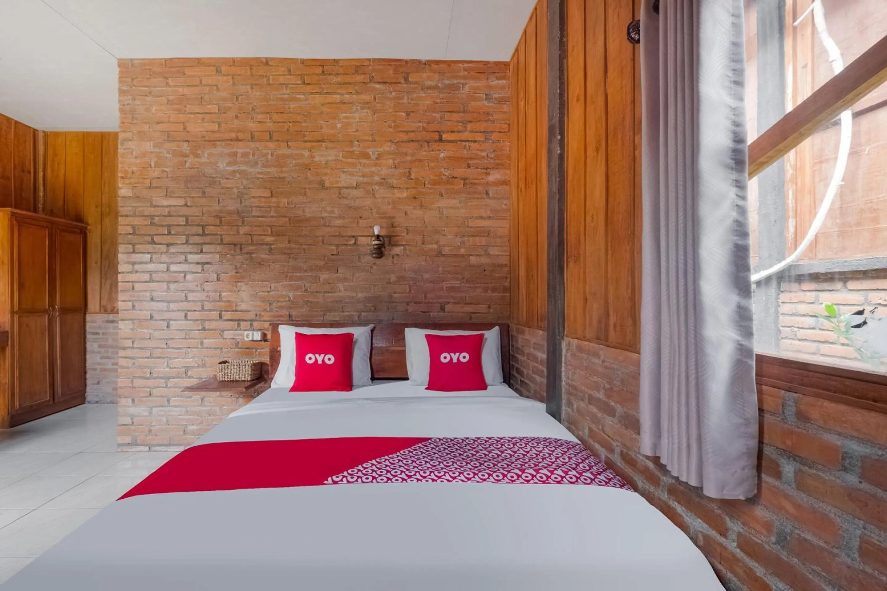 Bedroom, Bed in Hotel O Pondok Inspirasi Minggir