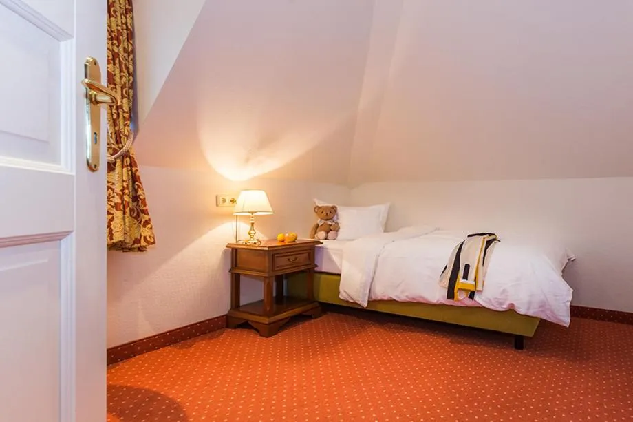 Photo of the whole room, Bed in Romantik Hotel Reichshof