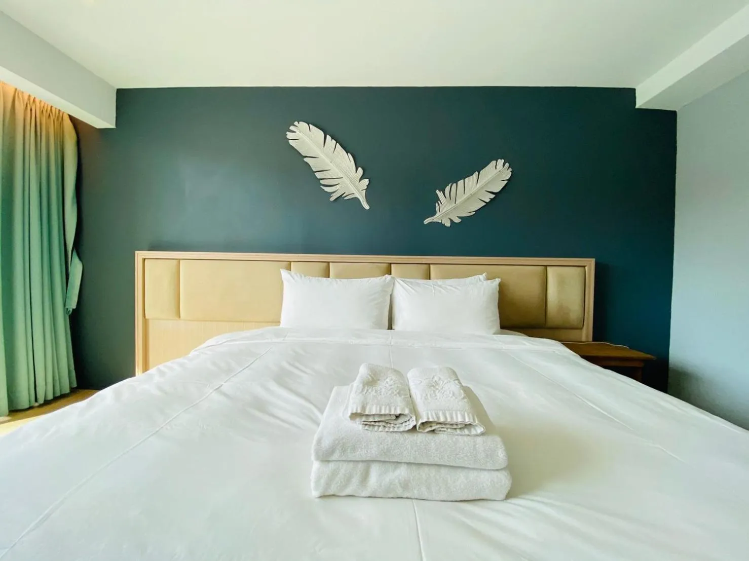 Bed in Taichung EnrichLife Hotel