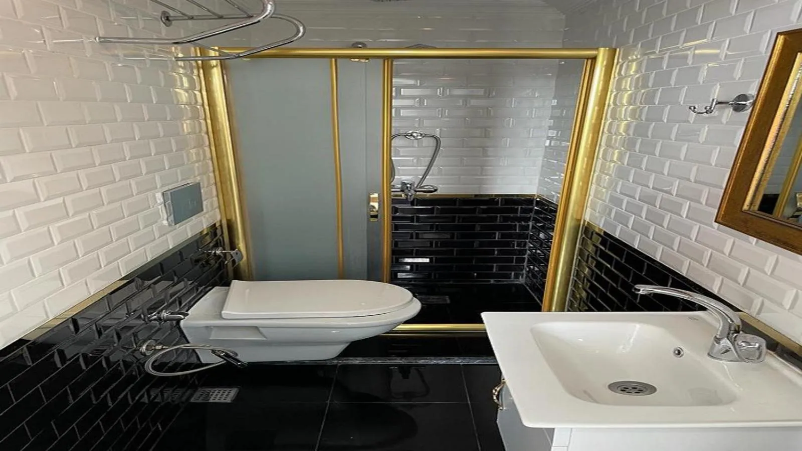 Bathroom in RHYTHM HOTEL