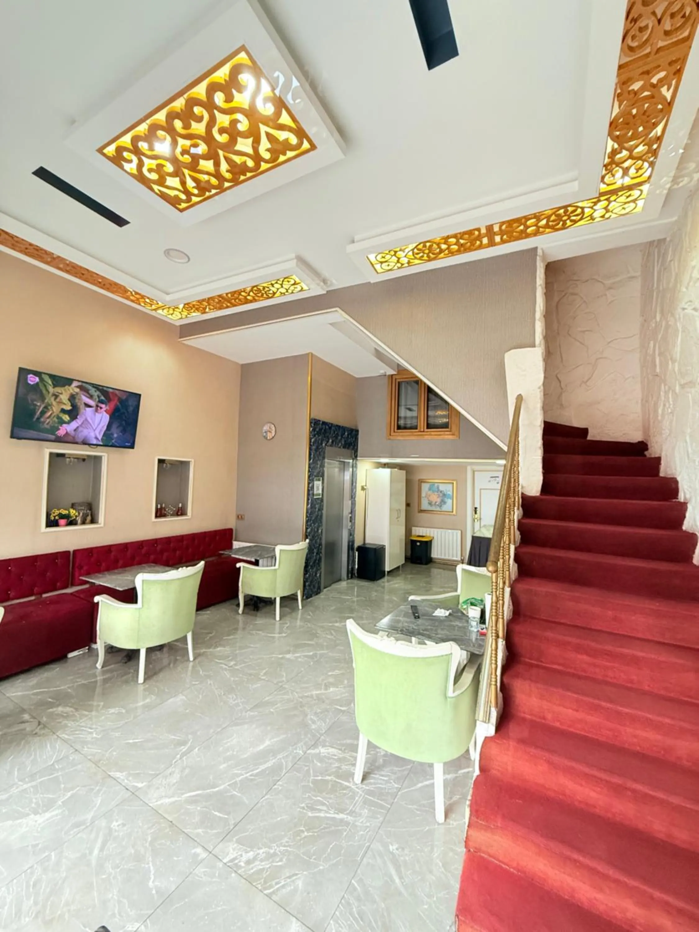 Lobby or reception in RHYTHM HOTEL