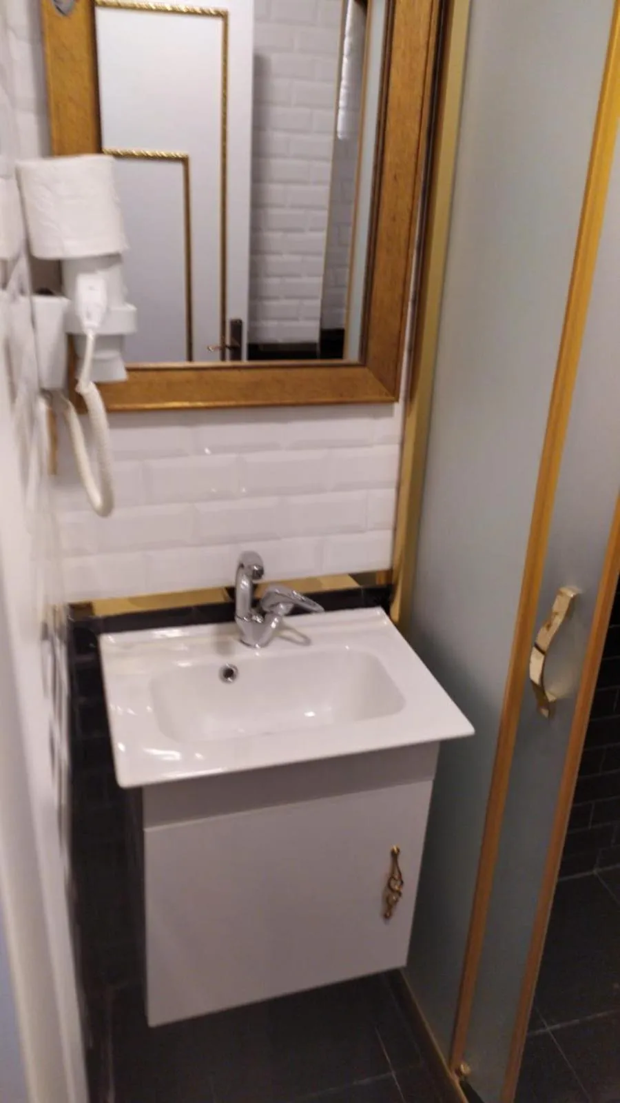 Bathroom in RHYTHM HOTEL